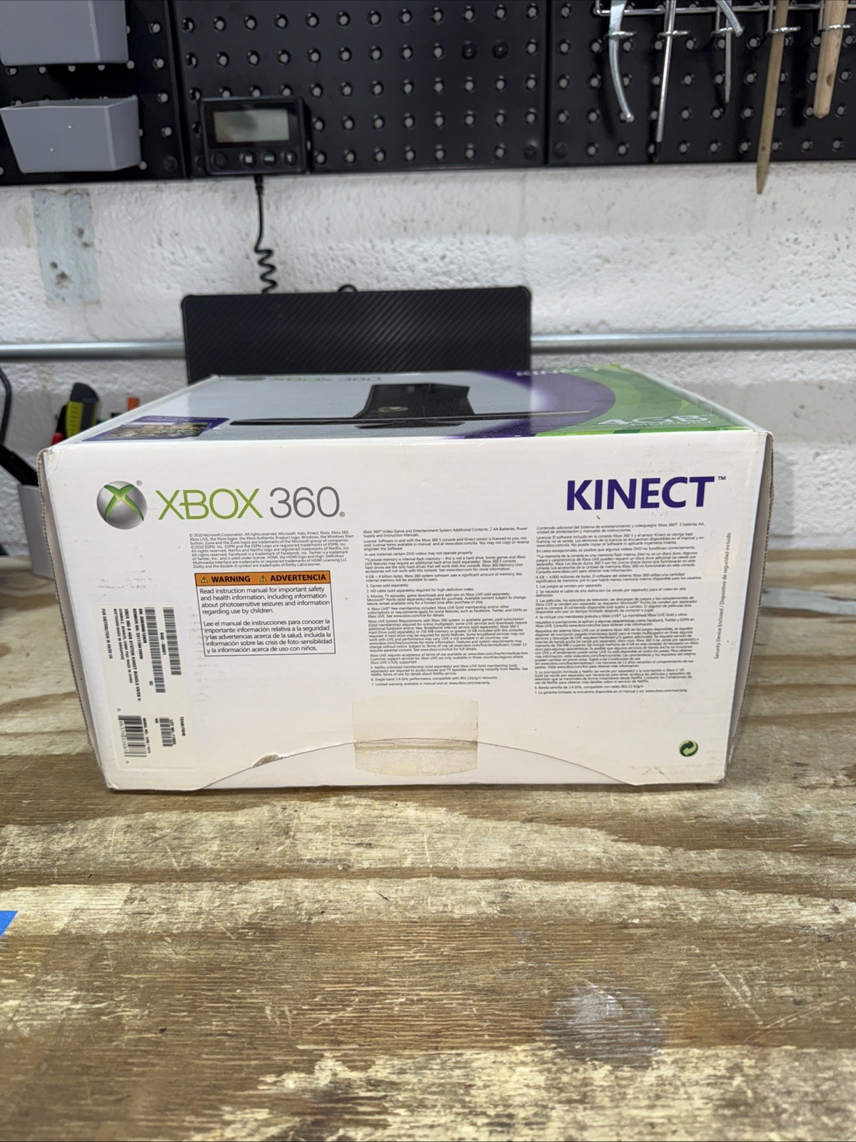 Microsoft Xbox 360 S Gaming Console and Kinect – Black LOOK! ⭐️