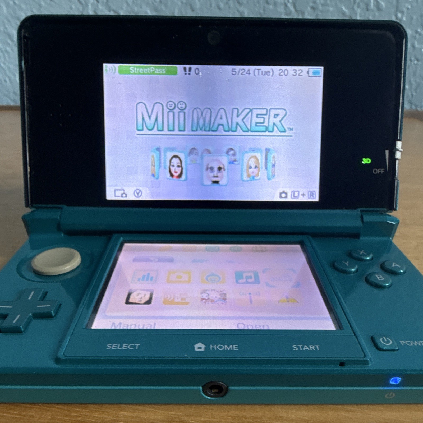 Nintendo 3DS Aqua Blue Console Bundle Charger Stylus Case CTR-001 (U.S Seller)