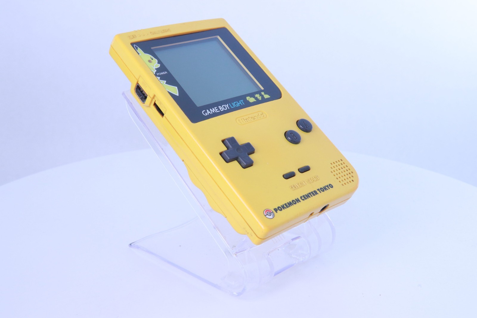 【JUNK】JP Game Game Boy Light Pikachu Edition Pokémon Center Tokyo [ Rank：C]