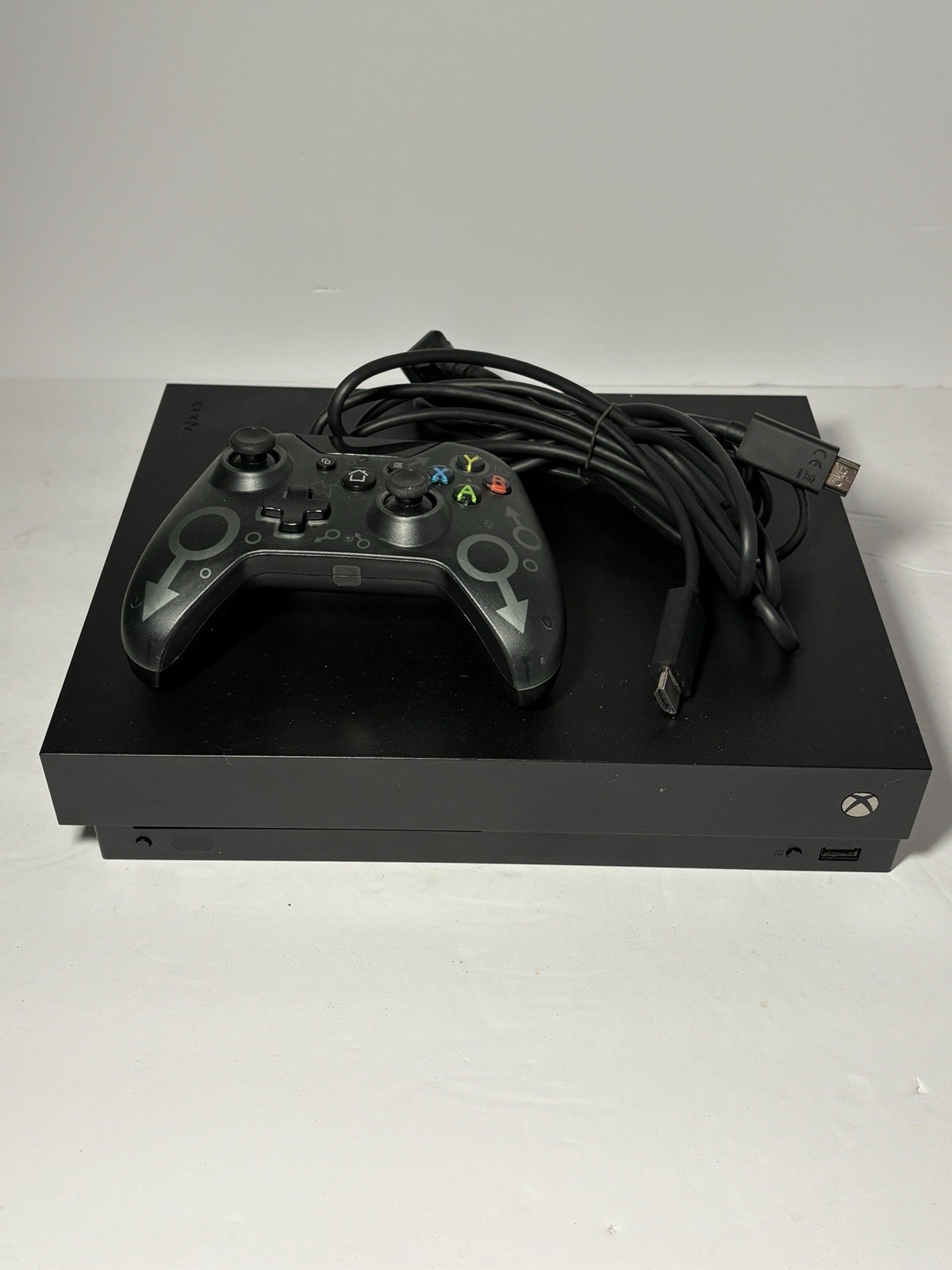 Xbox One X 1TB Project Scorpio Limited Edition-Black (1787) Tested,Genericremote