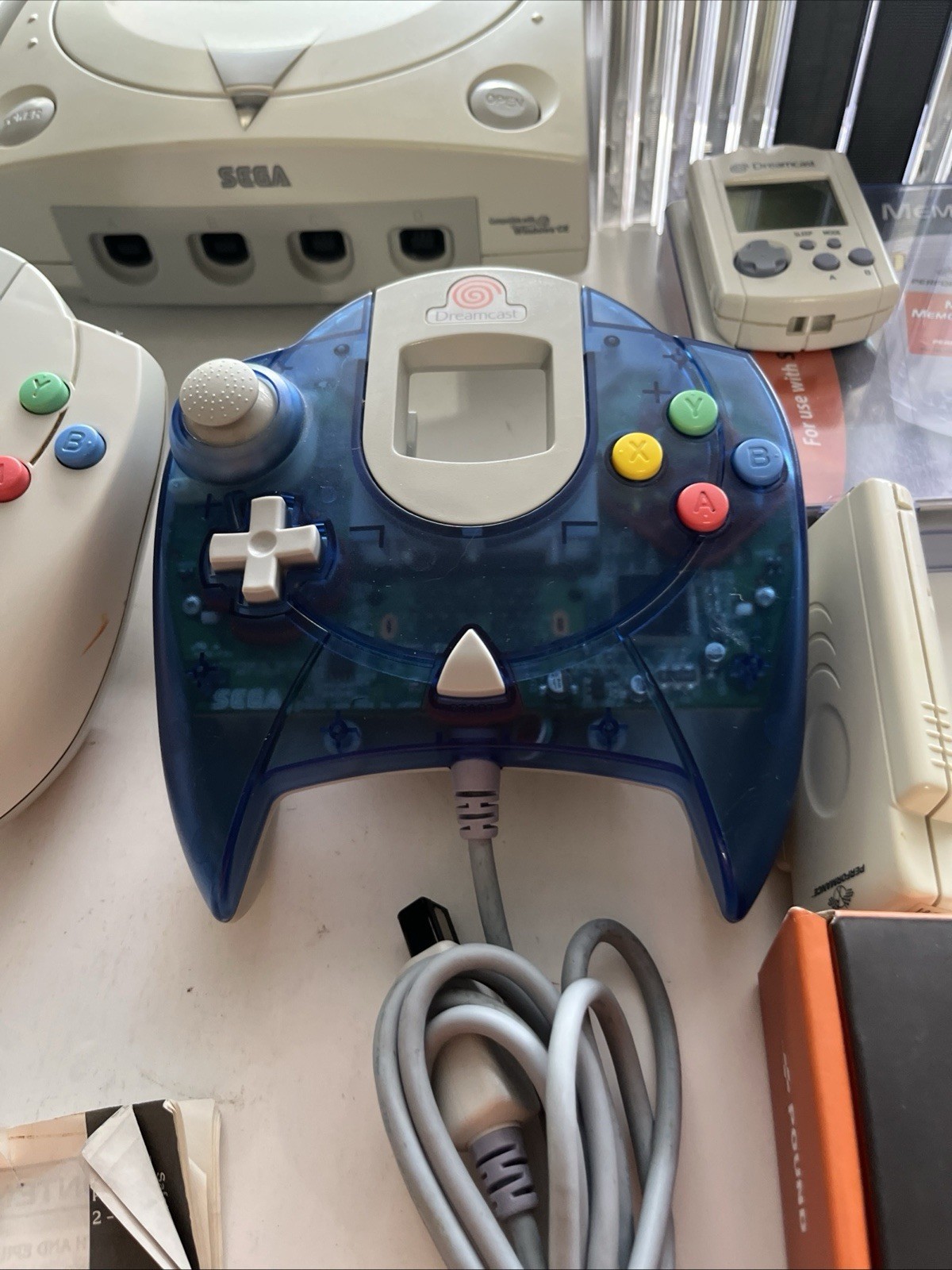 Sega Dreamcast HKT-3020 White Console Bundle Game Lot Multiple Accessories
