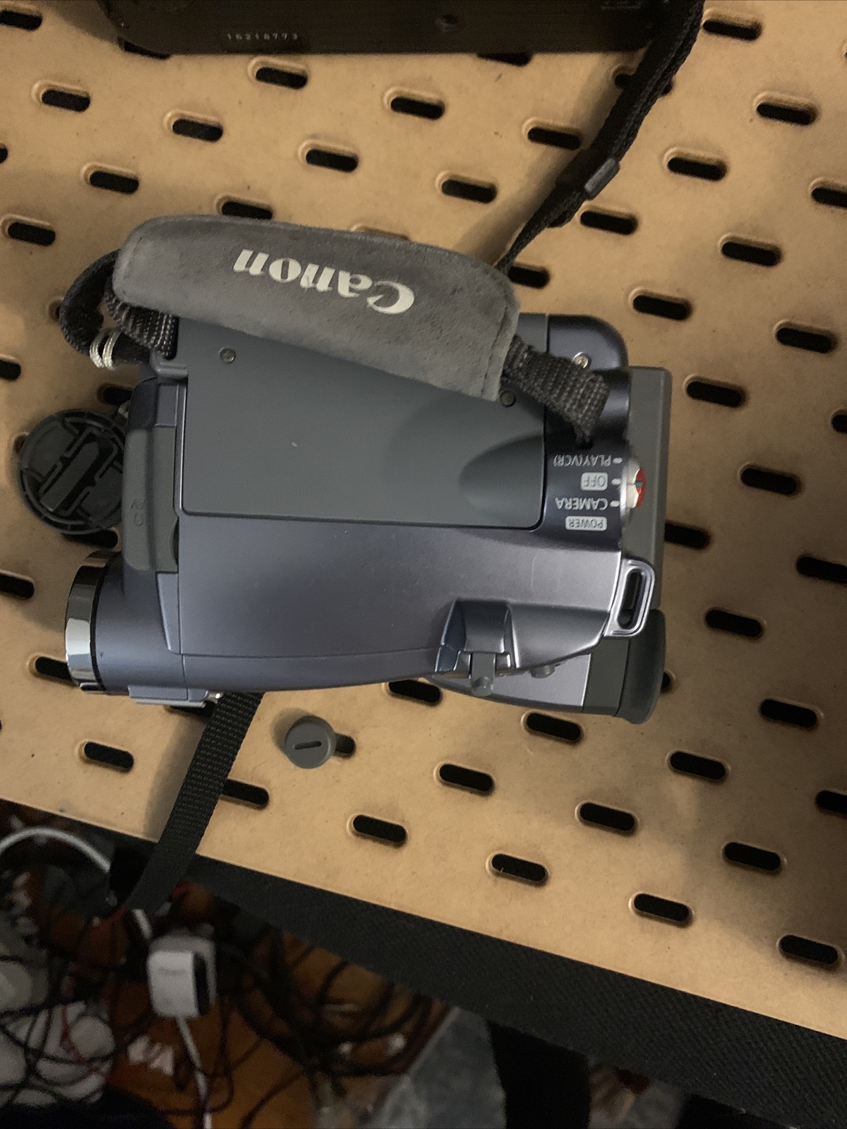 CANON KODAK JVC MILOTA BRANDED… 4 Cameras Pictured