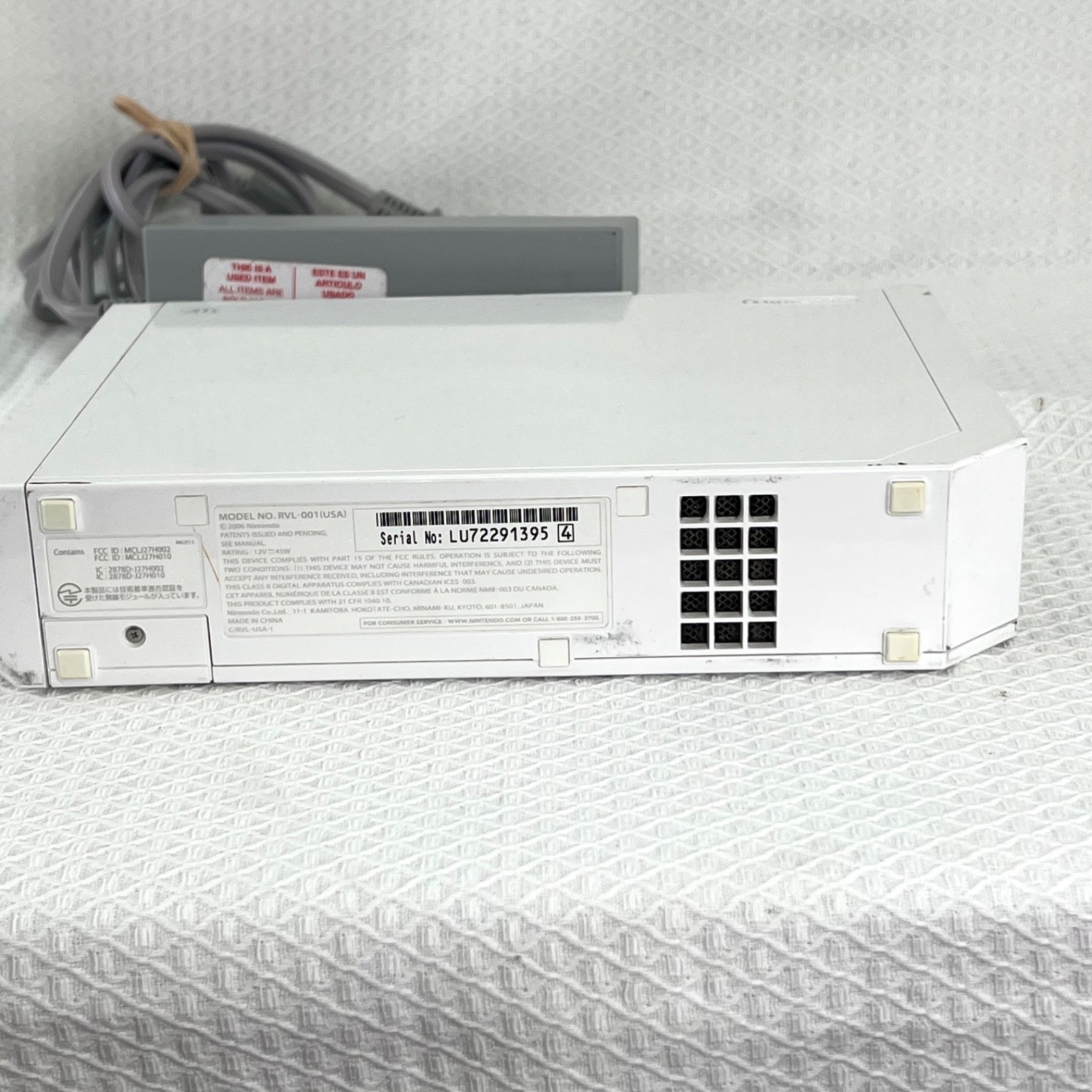 Nintendo Wii Console Bundle RVL-001 White Wii Fit 2 OEM Nunchuks Tested