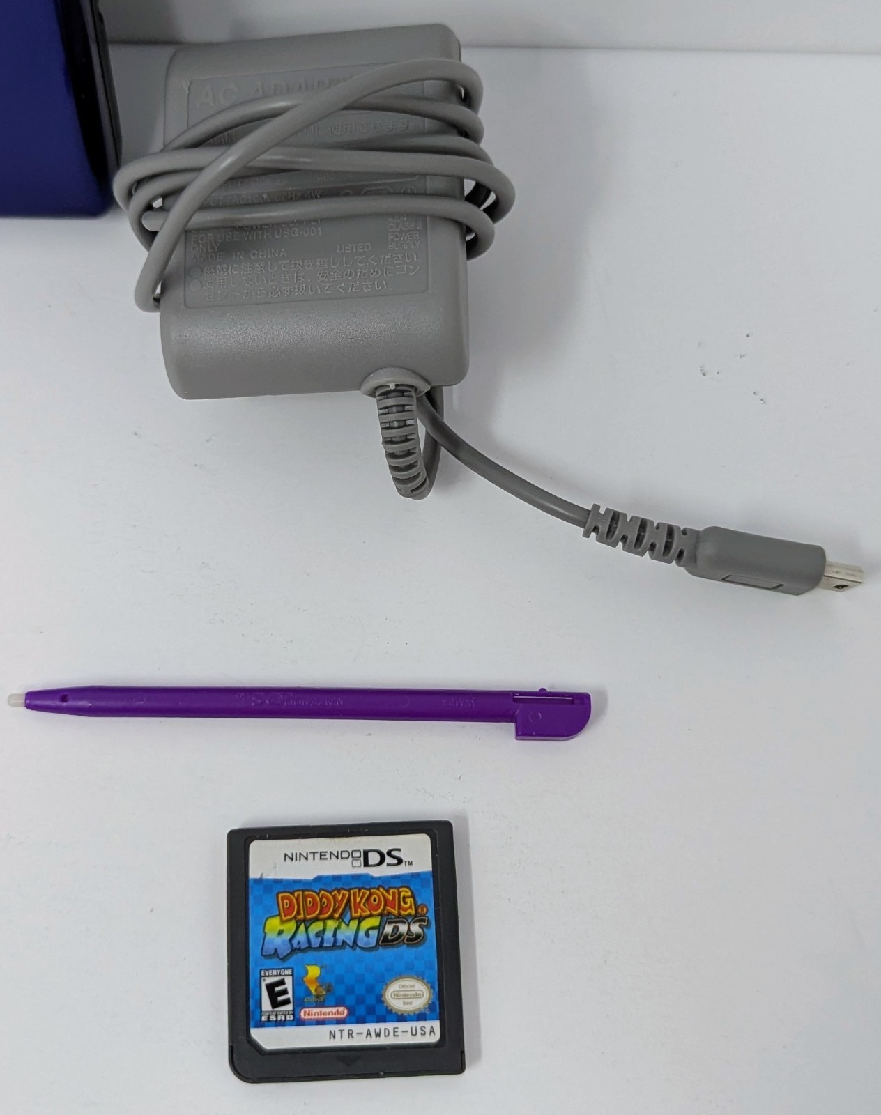 Nintendo DS Lite Cobalt Blue System Bundle w/ Diddy Kong Racing – Broken Hinge