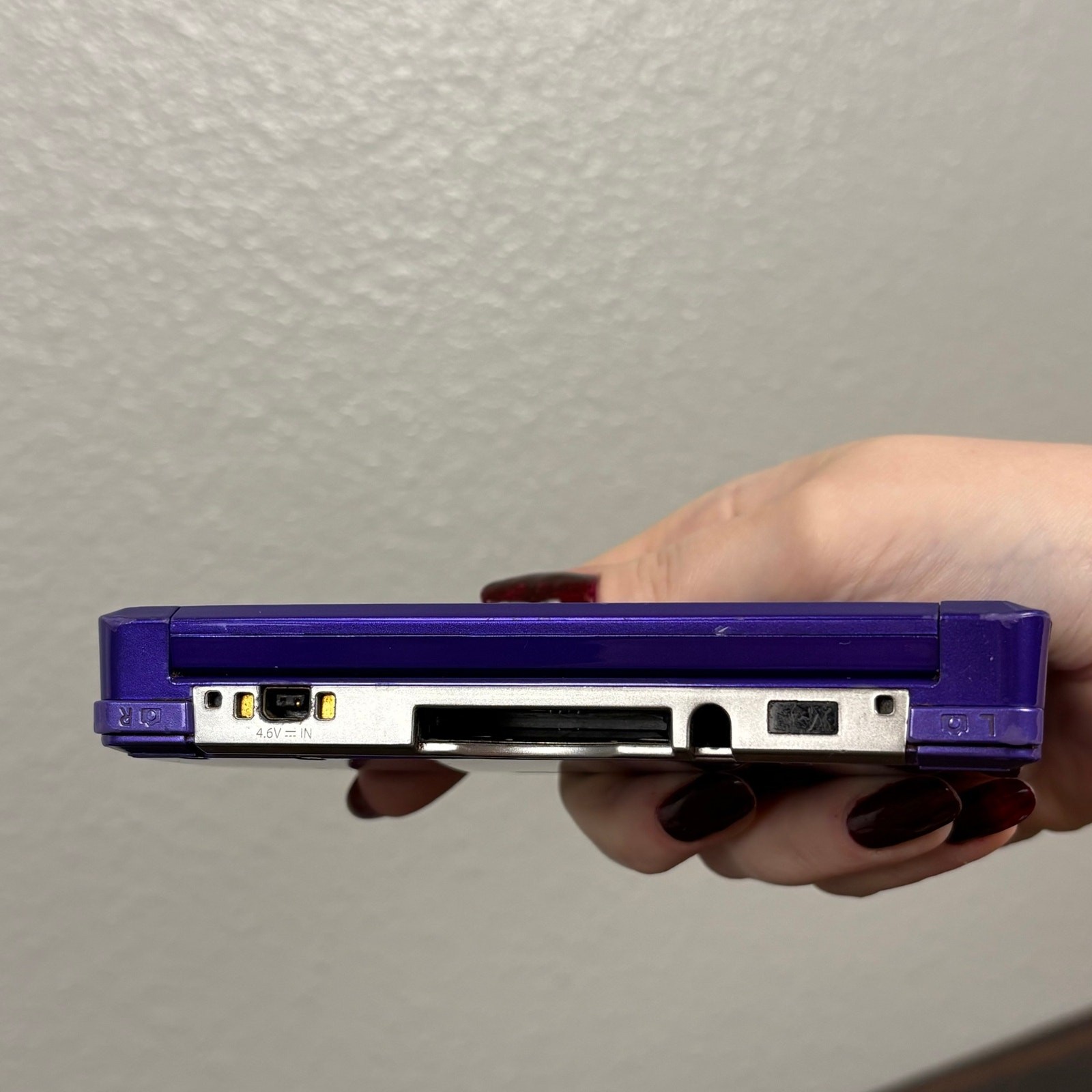 Nintendo Purple 3DS FOR PARTS NOT TESTED No Charger Handheld Portable Device
