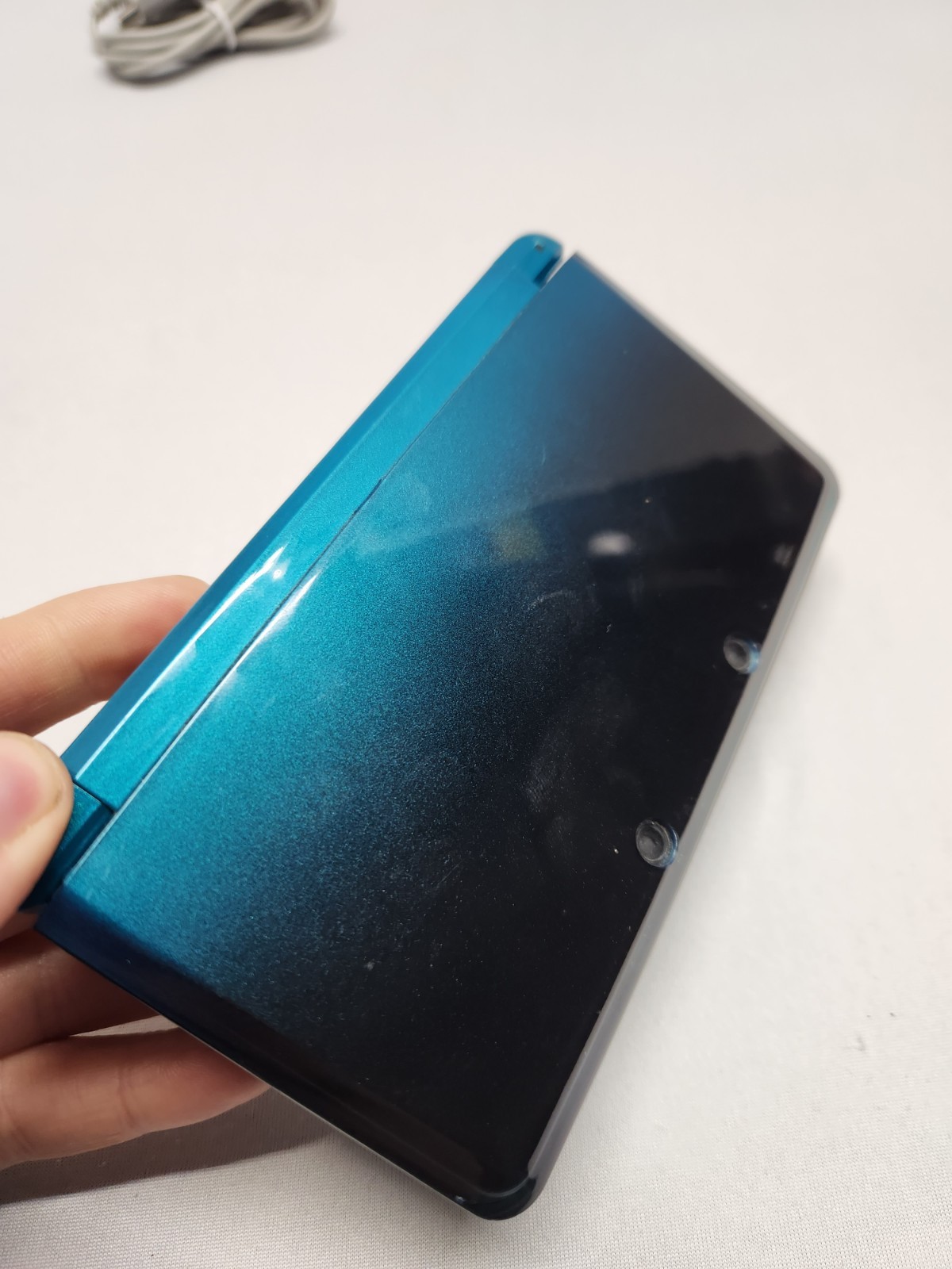 Nintendo 3DS & Charger – Aqua Blue/Black