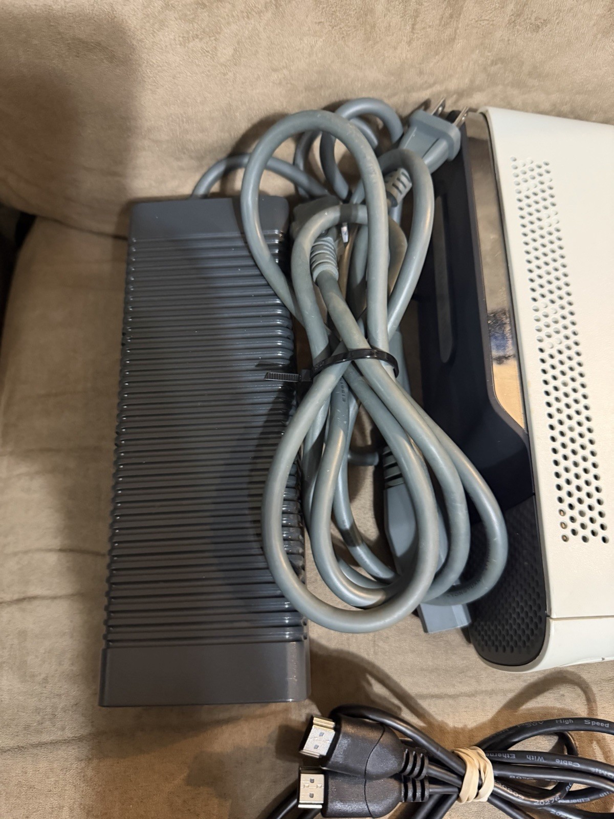 Original Xbox 360 White Console 120GB Bundle – Tested READ