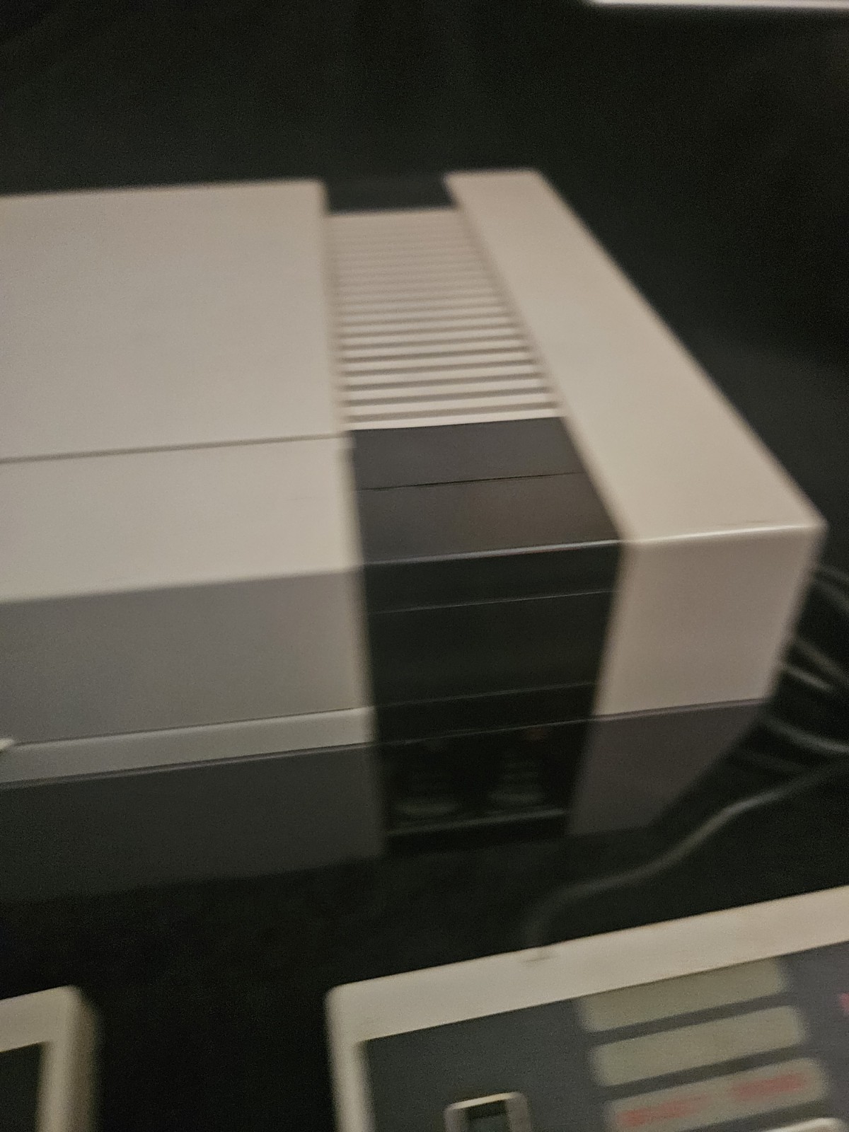 Vintage Nintendo NES Console 2 Controllers Golf Jeopardy TESTED Clean No Yellow
