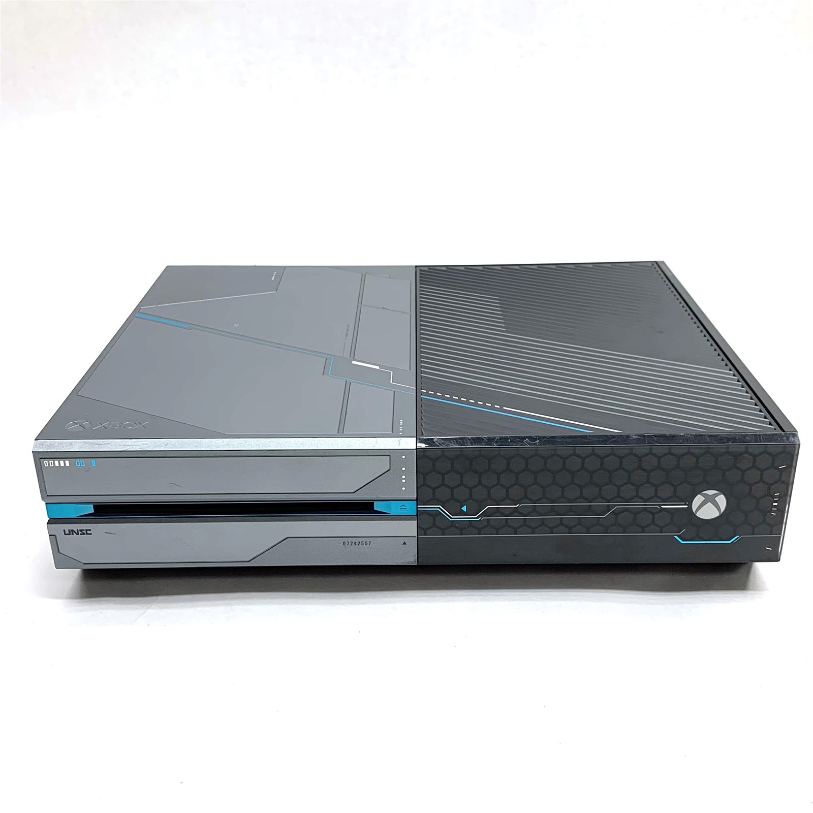 Microsoft Xbox One 1540 500GB Grey Halo 5 Edition Gaming Console w/Controller