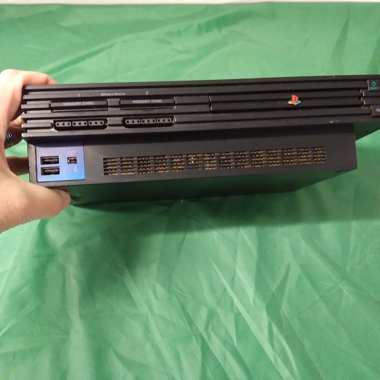 Sony PlayStation 2 Fat Console – Black SCPH-3900 With 8MB Memory please read