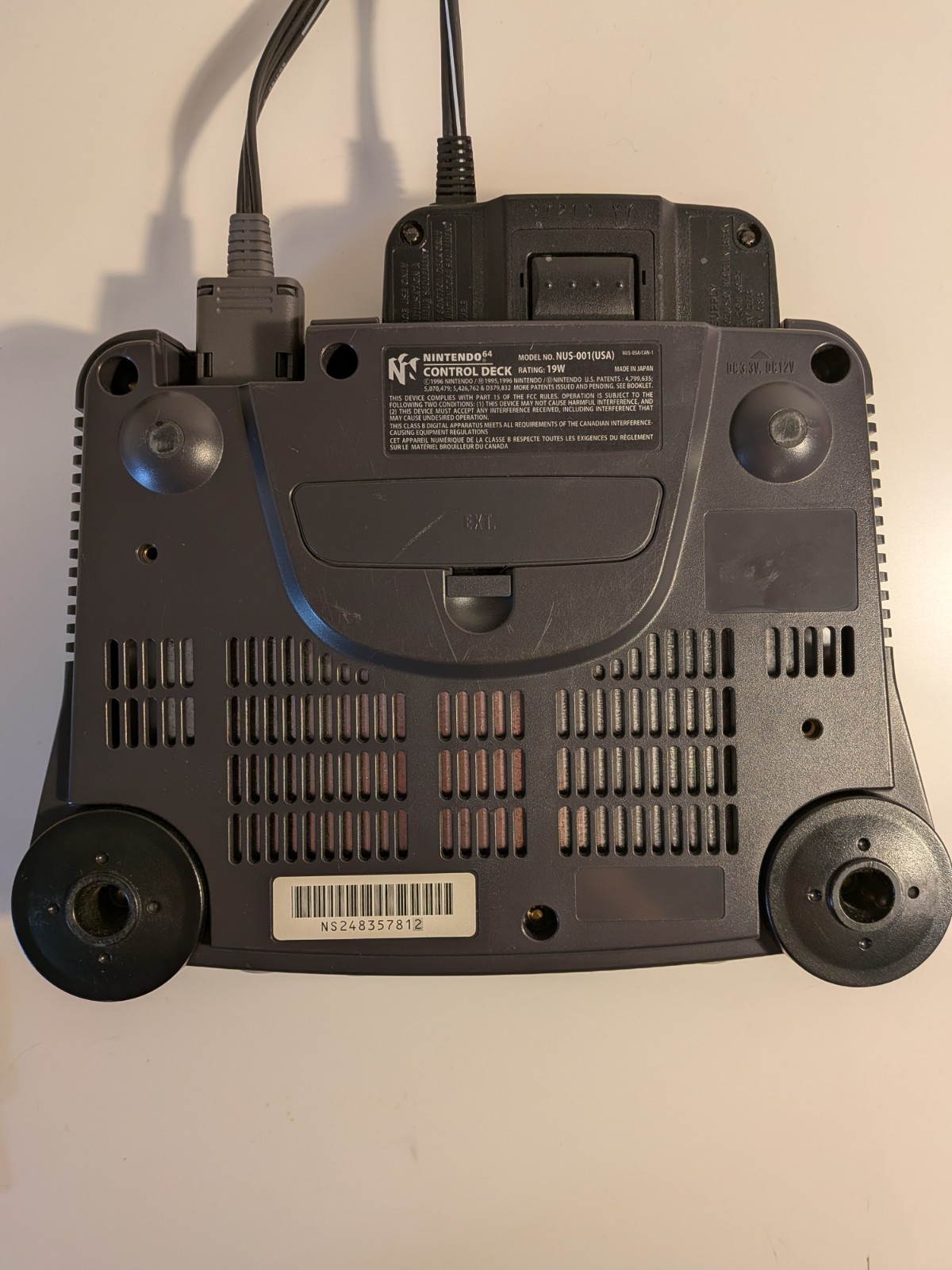 Nintendo 64/N64 Console Lot – Expansion Pak – 8 Controllers – INTERMITTENT READ