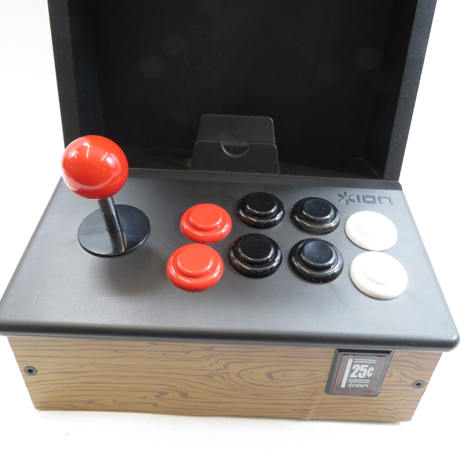 iCade Ion Video Game Unit 2011 Atari Classic Games Apple iPad Bluetooth
