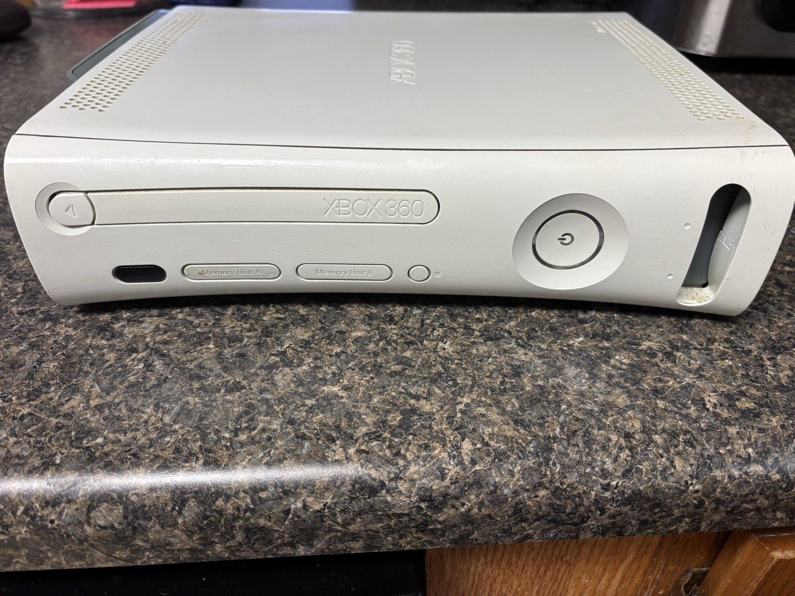 Microsoft Xbox 360 White Console Complete Tested Bundle Control & Cords
