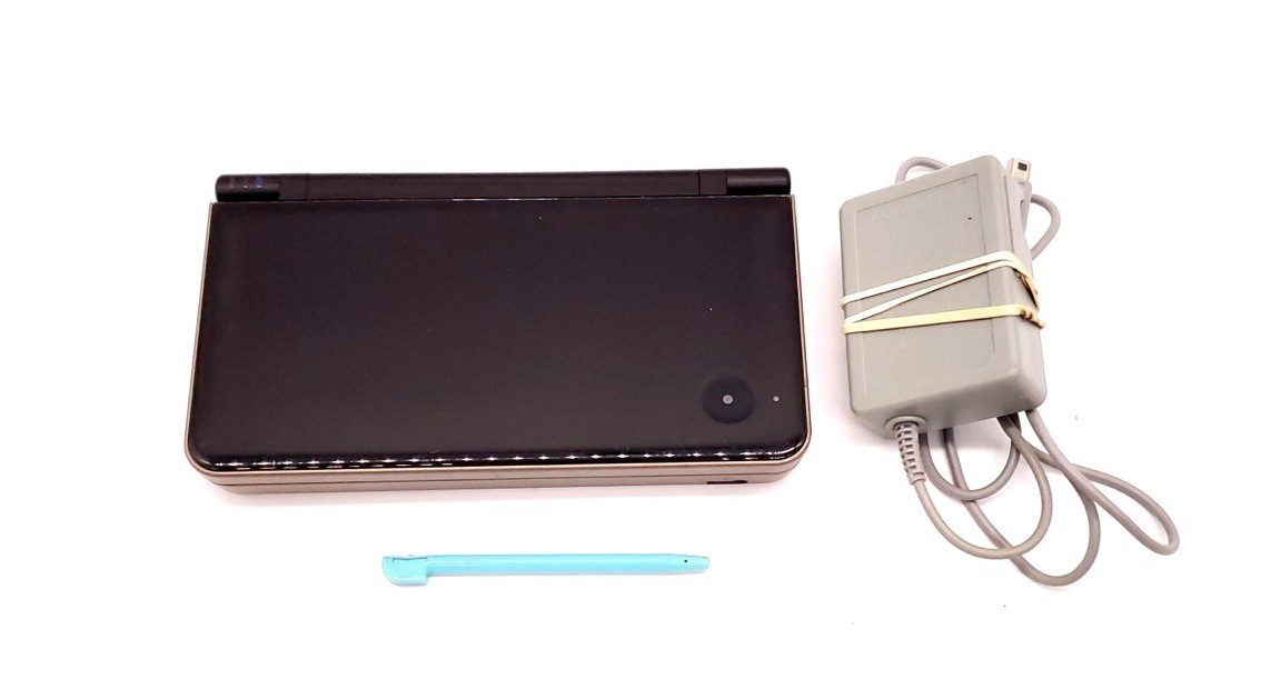 Nintendo DSi XL Bronze Handheld Console System UTL-001 W/ Stylus & Charger WORKS