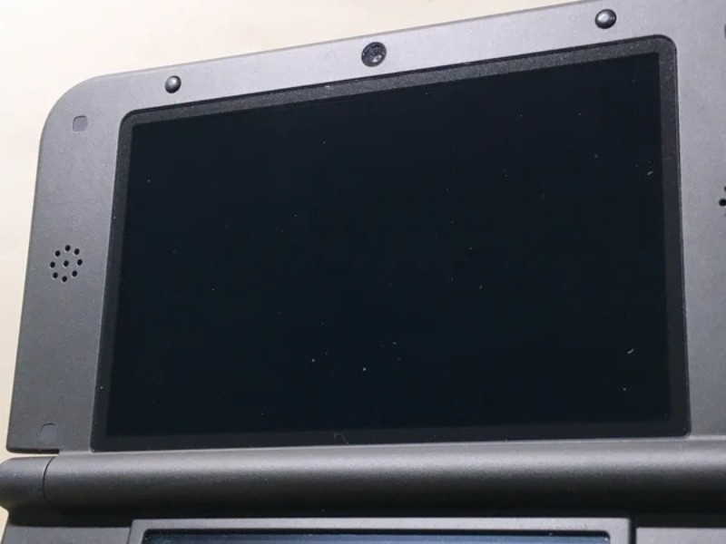 Nintendo 3DS XL LL Handheld Gaming Console With SD 32G + AC Tested
