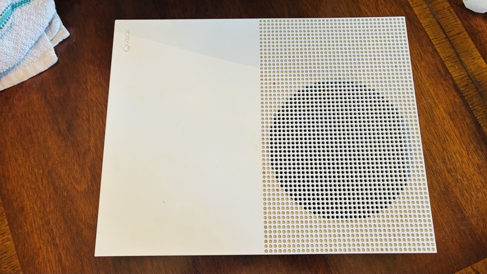 Microsoft Xbox One S 1TB Console – White Controller Not Included