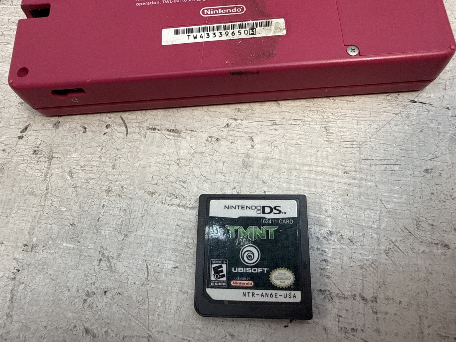 Nintendo DSi 256MB Pink Handheld System