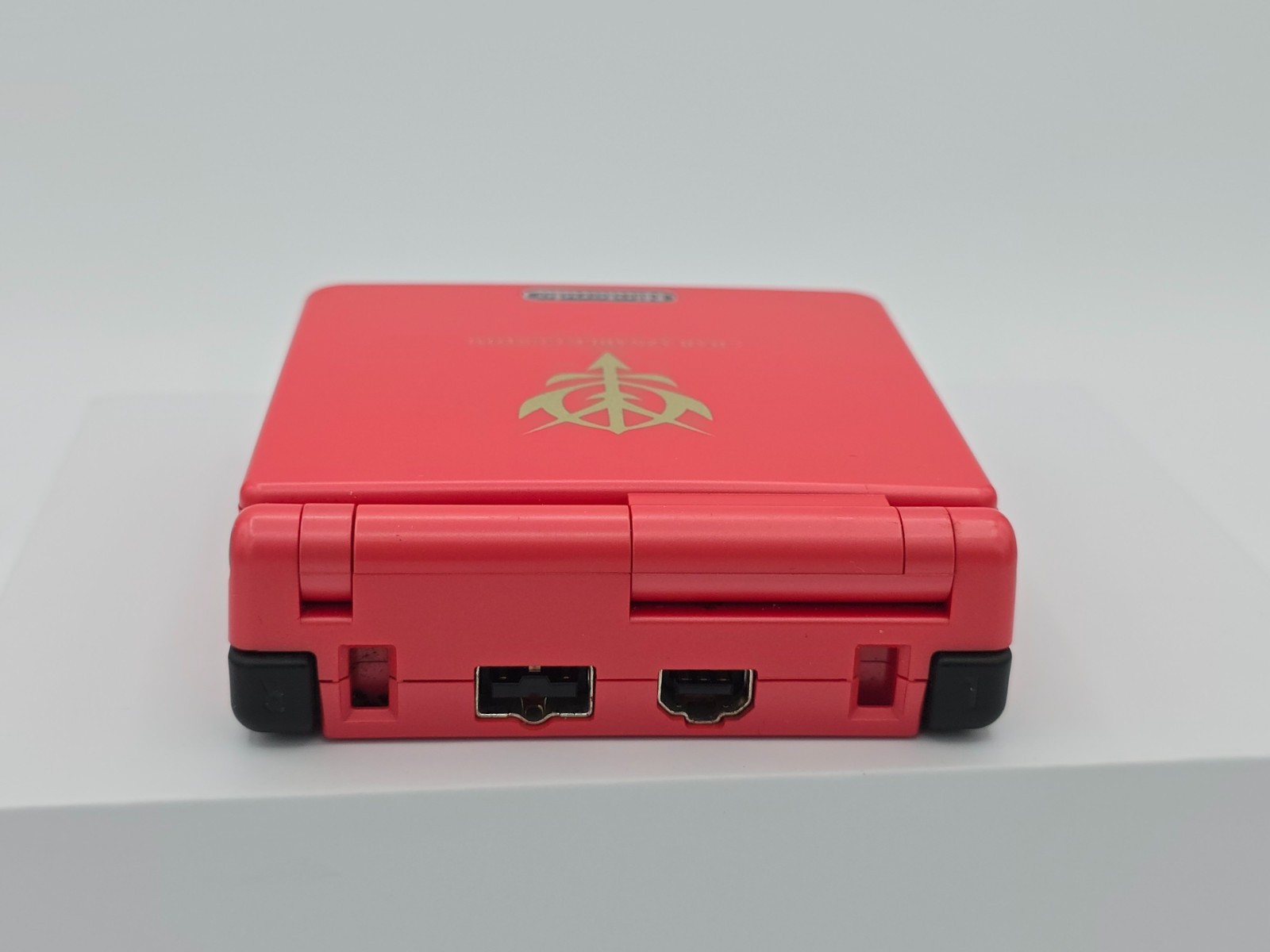 Nintendo Game Boy Advance SP Char’s Custom – GUNDAM Exclusive – Excellent