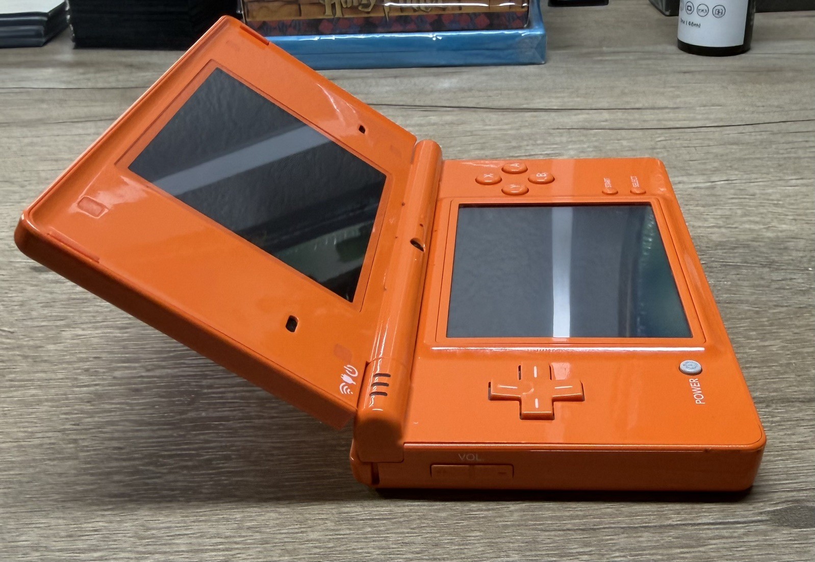 Nintendo DSi Orange Console Clean Tested Working Charger, Stylus, 4GB, Protector