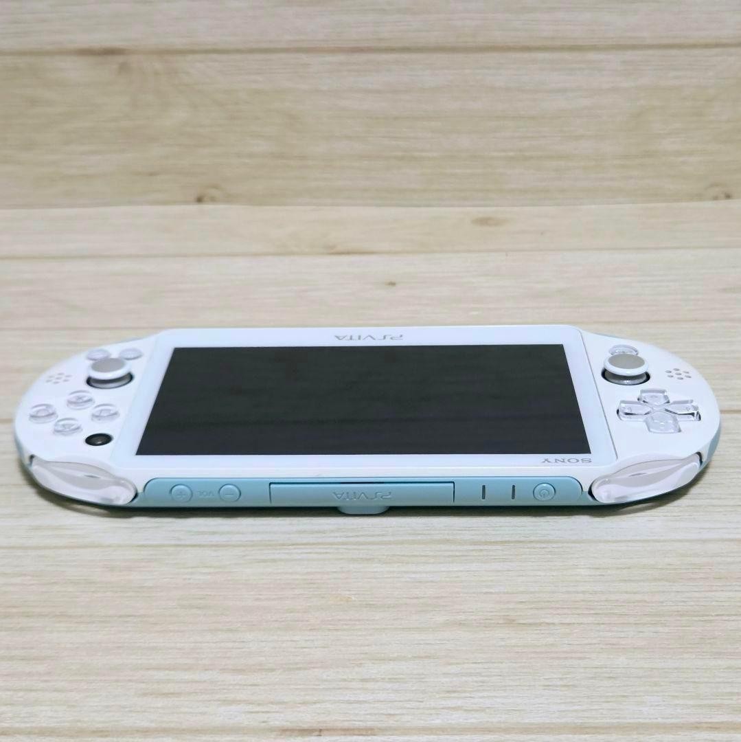 Excellent PS Vita Light Blue White PCH 2000 ZA14 Console CIB Boxed Tested