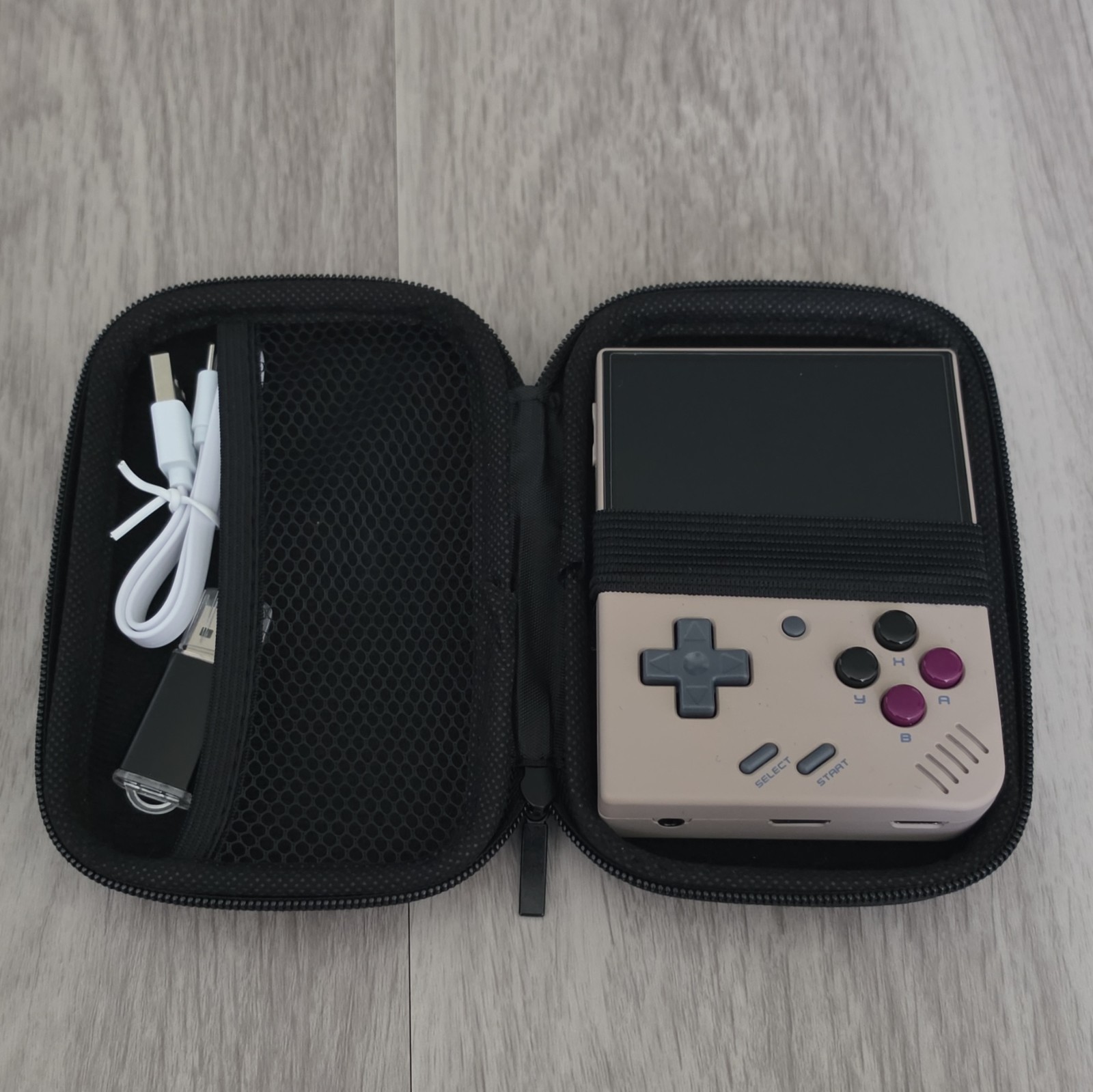 Miyoo Mini Plus Handheld Retro Game Console 128GB Wi-Fi USB-C Beige w/ Case