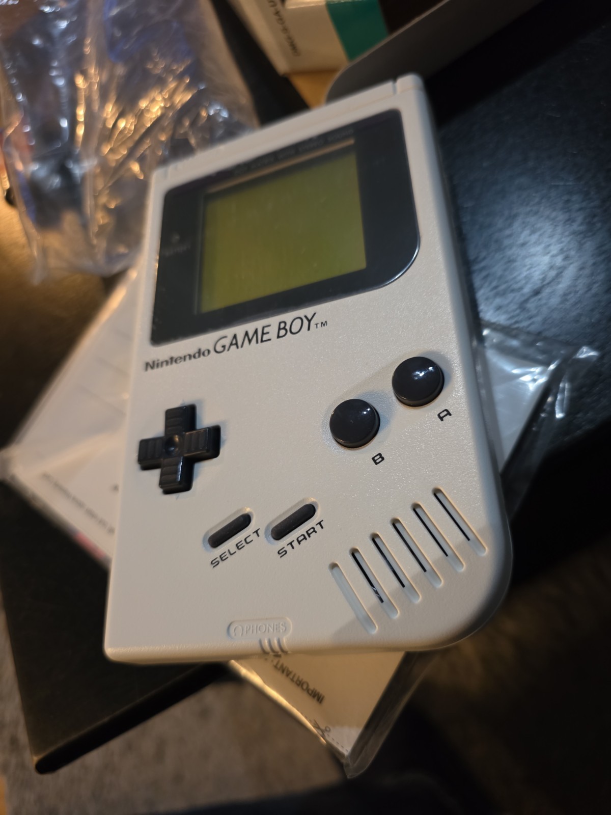 Original Nintendo Game Boy Console White New In Box German Release Play It Loud