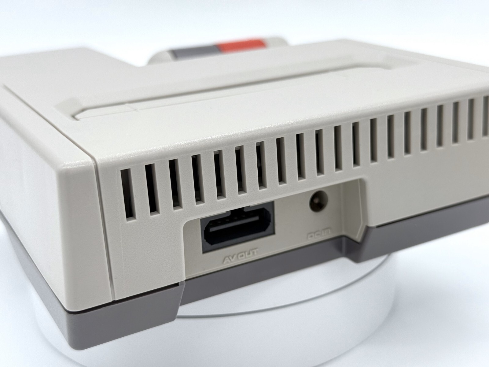 AV Famicom (HVC-101) Top Loader with Tim Worthington’s NESRGB 4.3, recap & more!