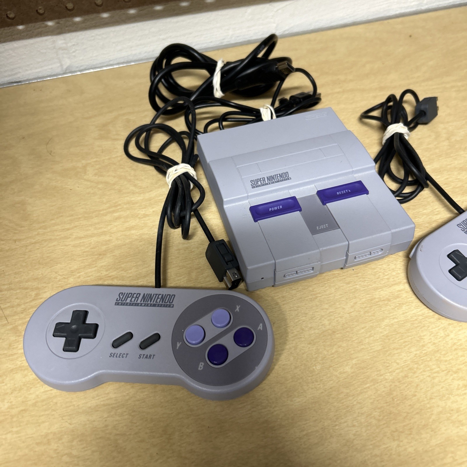 Nintendo Super NES Classic Edition Mini Video Game Console – Tested & Working