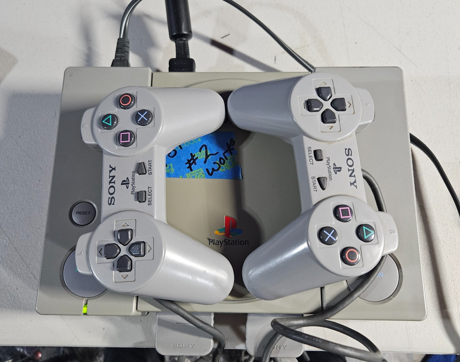 Z-666 VINTAGE ORIGINAL SONY PLAYSTATION 1 VIDEO GAME CONSOLE W/ACCESSORIES!