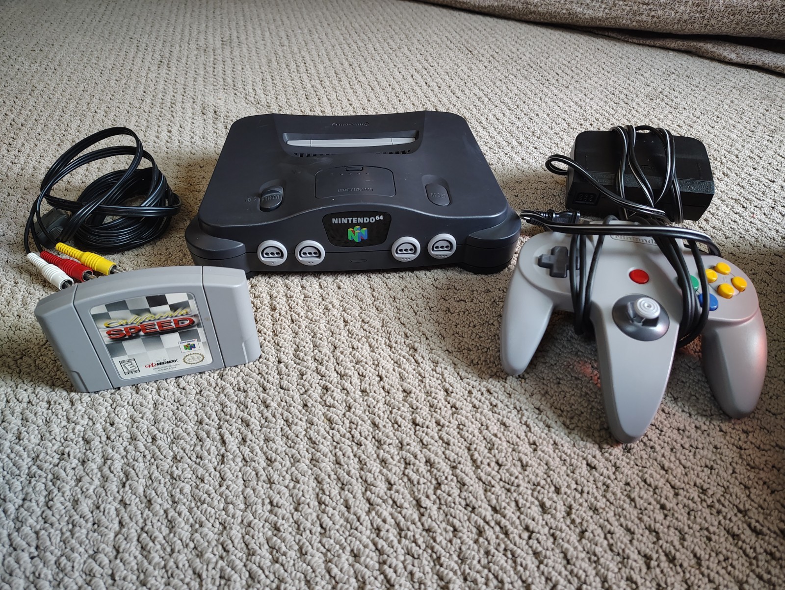 Nintendo 64 Gray Console Bundle w/ Controller And 1 Game Tested OEM (READ DESC)