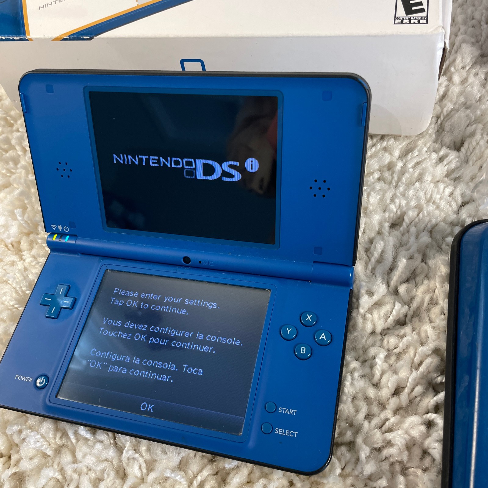 Nintendo DSi XL Midnight Blue Handheld Console System UTL-001 Complete in Box