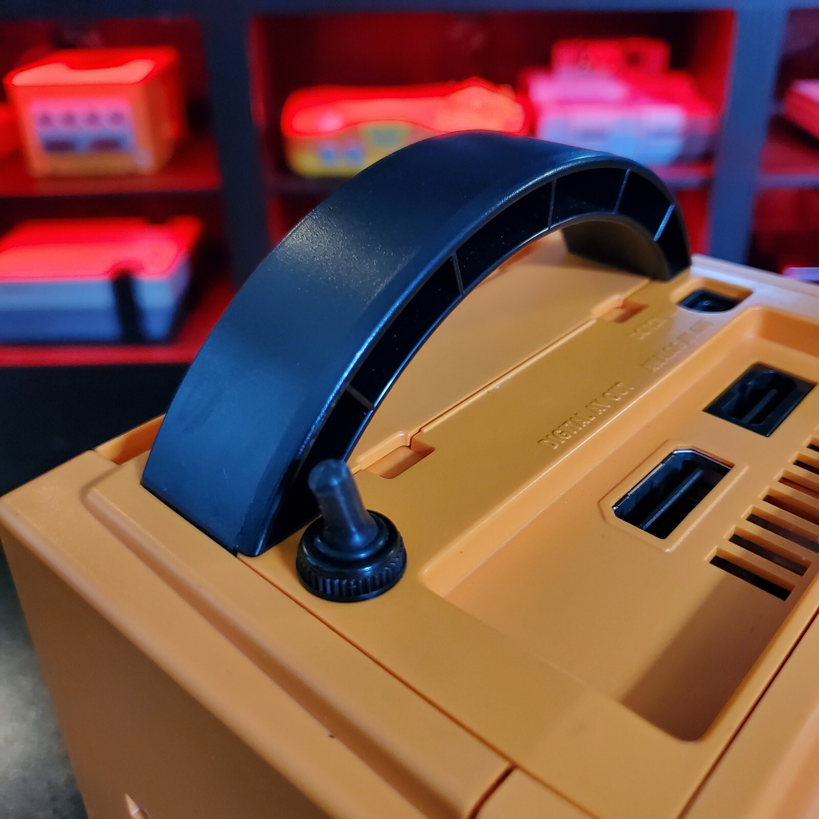 Nintendo Spice Orange Gamecube, Region Switch, Gameboy Player and Gameboy