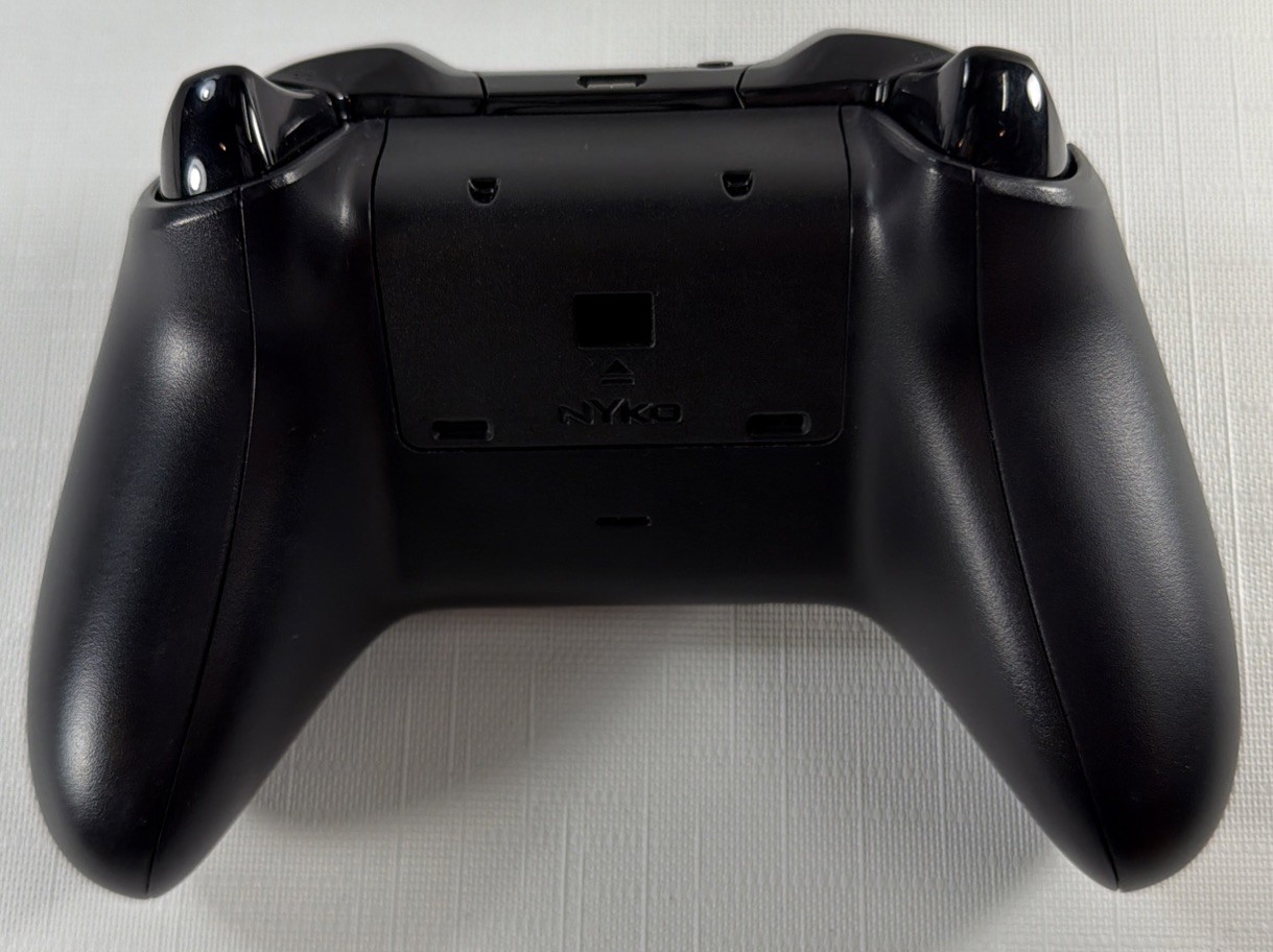 Microsoft Xbox One 1540 500GB Console System W/ 2 Controller & Wires – Tested