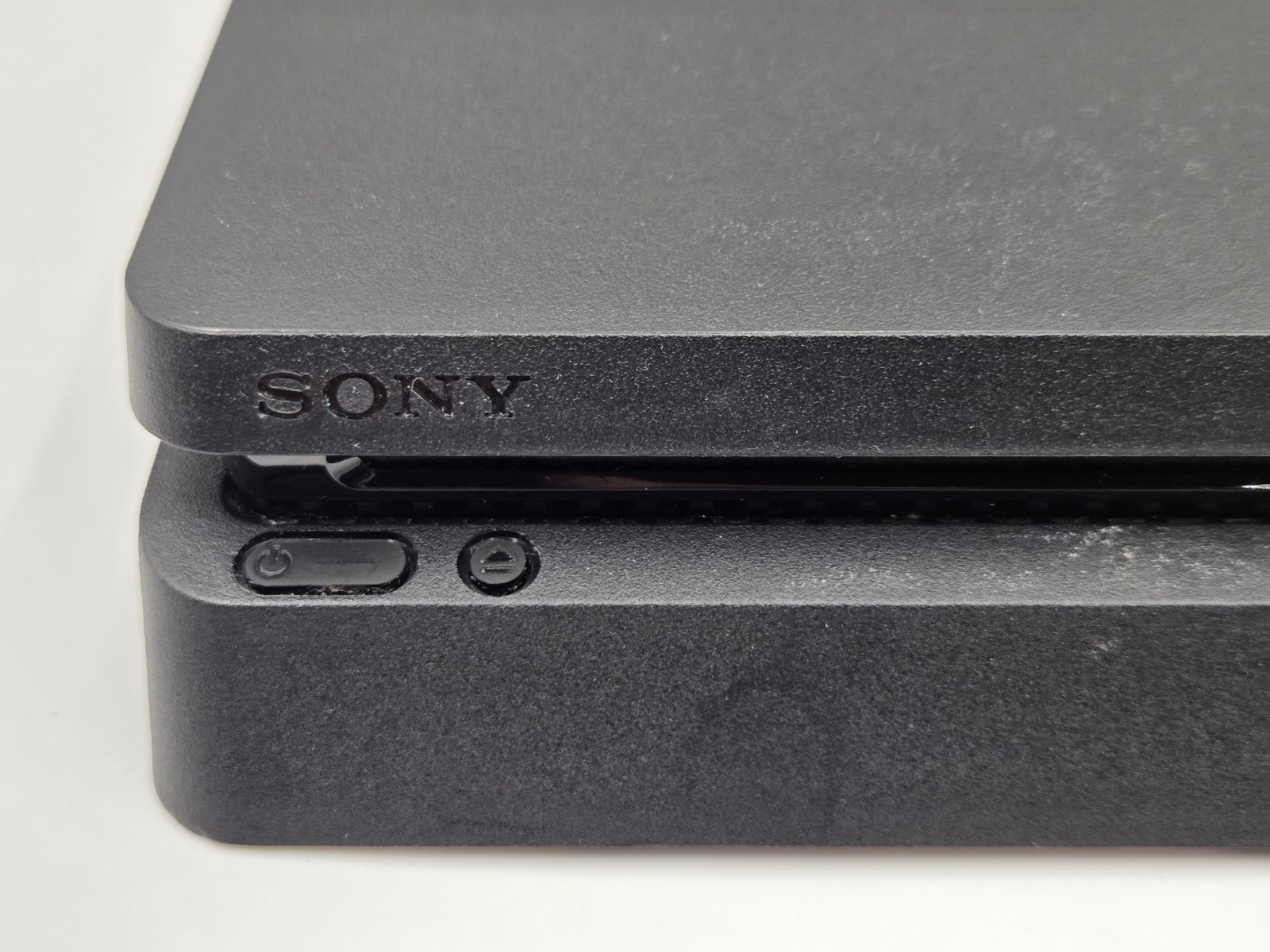 Sony PS4 Slim 1TB Black Console (CUH-2215B) DualShock 4 Controller, Cables Read!