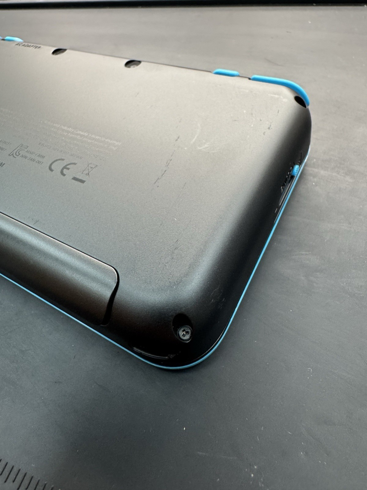 Nintendo 2DS XL JAN-001 Turquoise Black Handheld Game Console 🔒 Parental Lock🔒