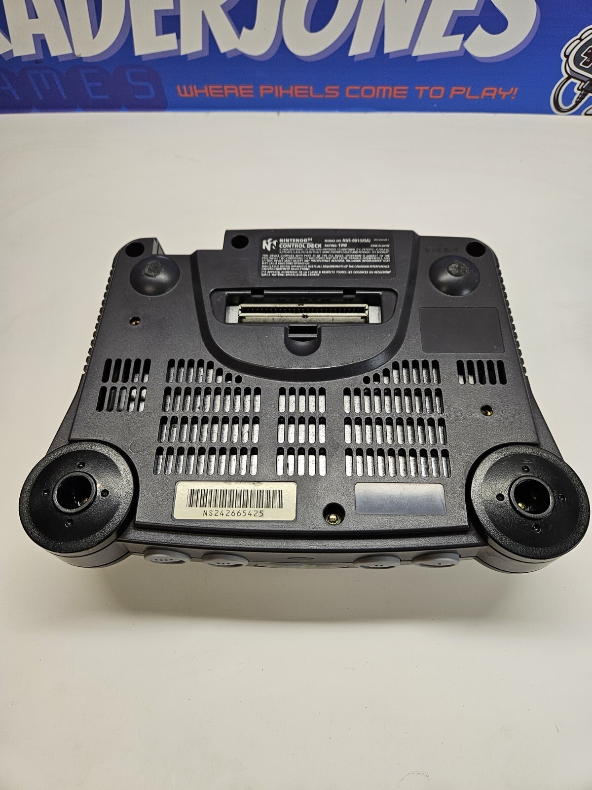 Nintendo 64 Console W/ Controller Jumper Pack & Cords
