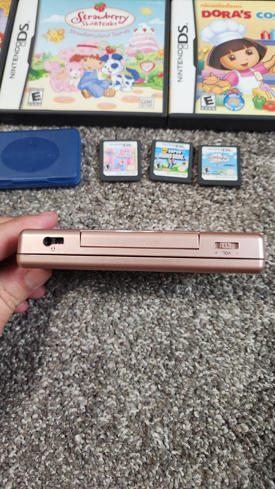 Nintendo DS Lite Metallic Rose Pink Console Bundle Hello Kitty Bag & 11 Games