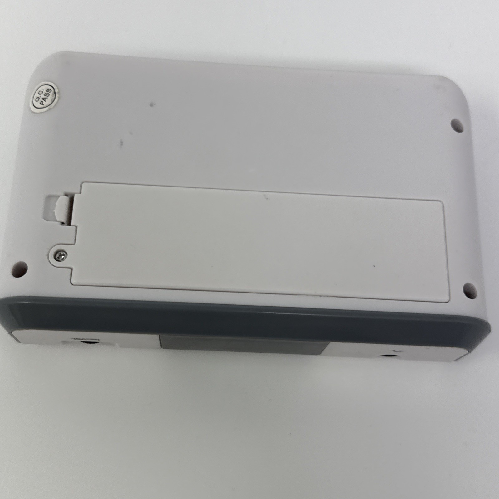 Hyperkin FC Mobile II 2 – Portable Nintendo NES – Powers On, White Blank Screen