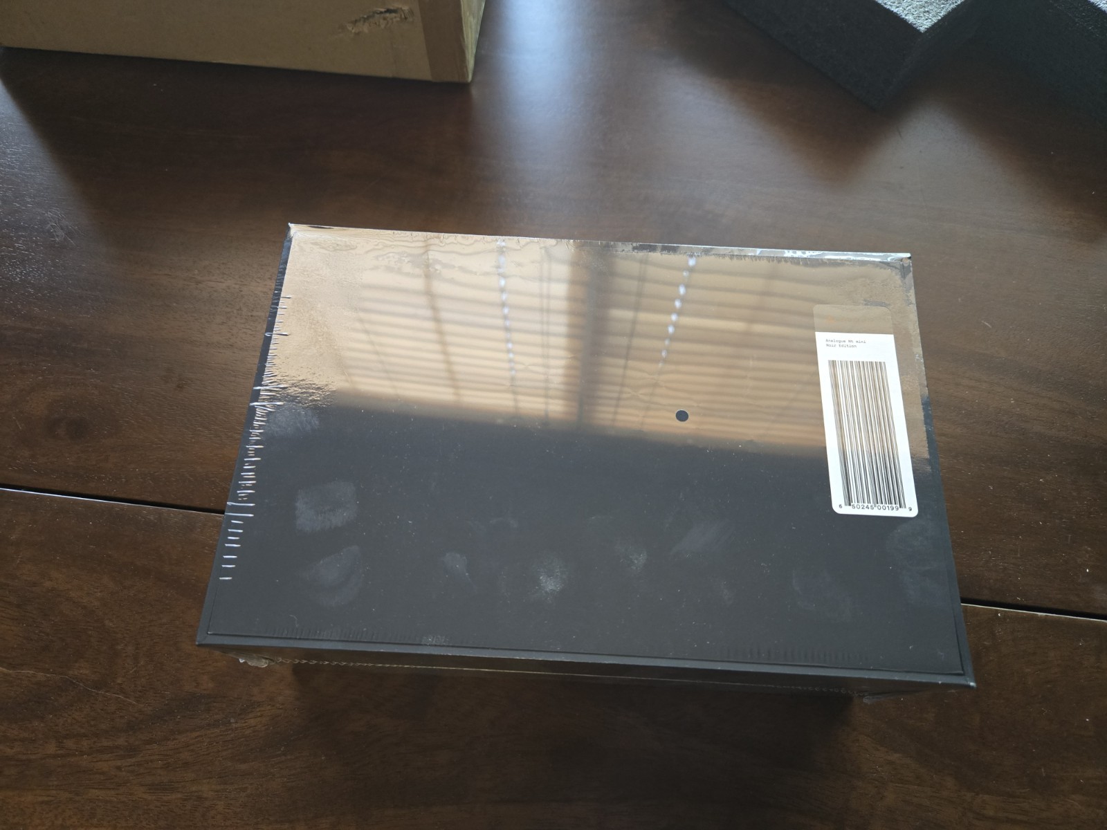 Analogue Nt Mini Noir V2 Edition – NES Game Console – Brand New Sealed