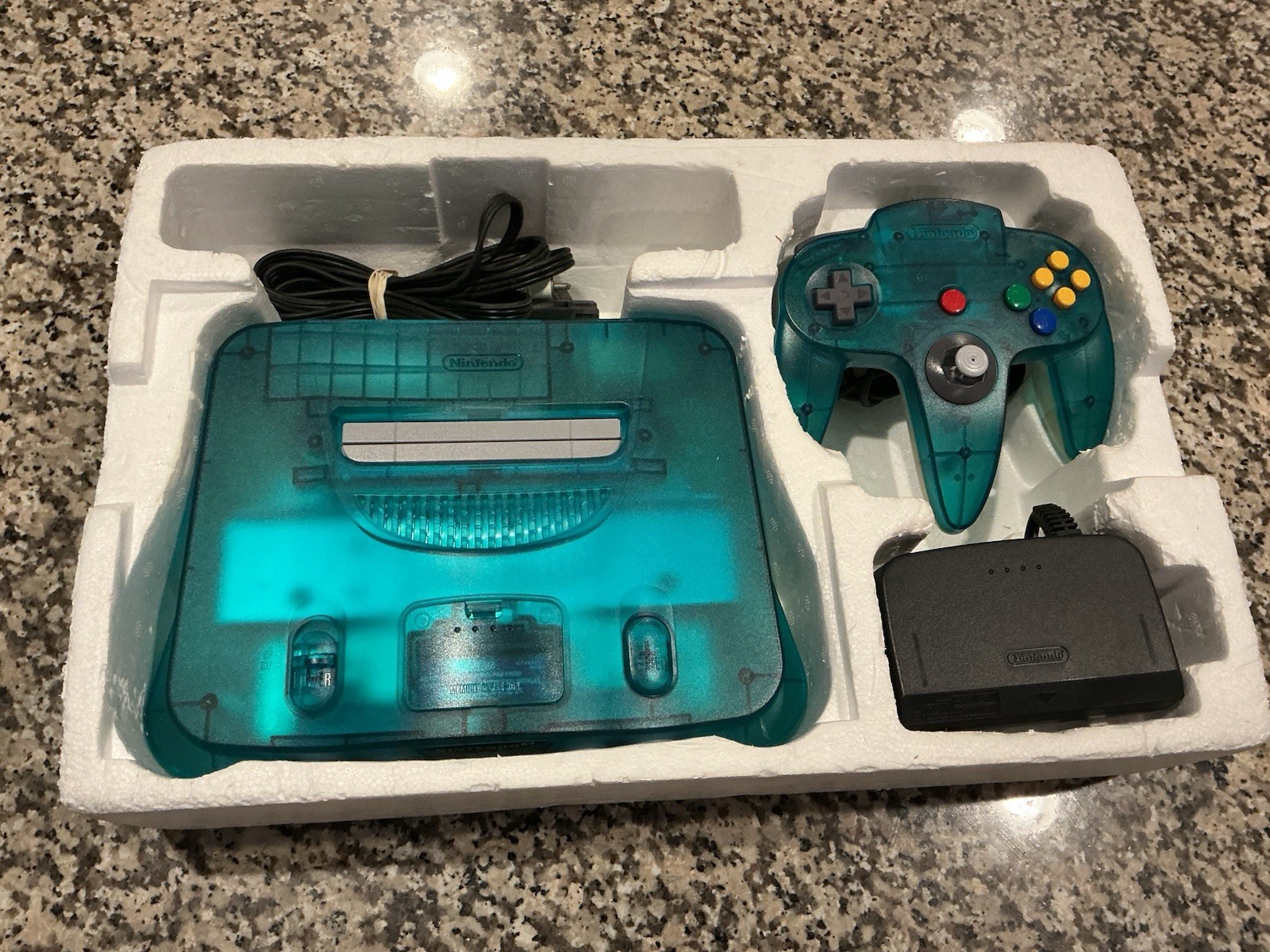 Nintendo 64 Clear BLUE Console N64 Japan Version (Extra Controller And Games)