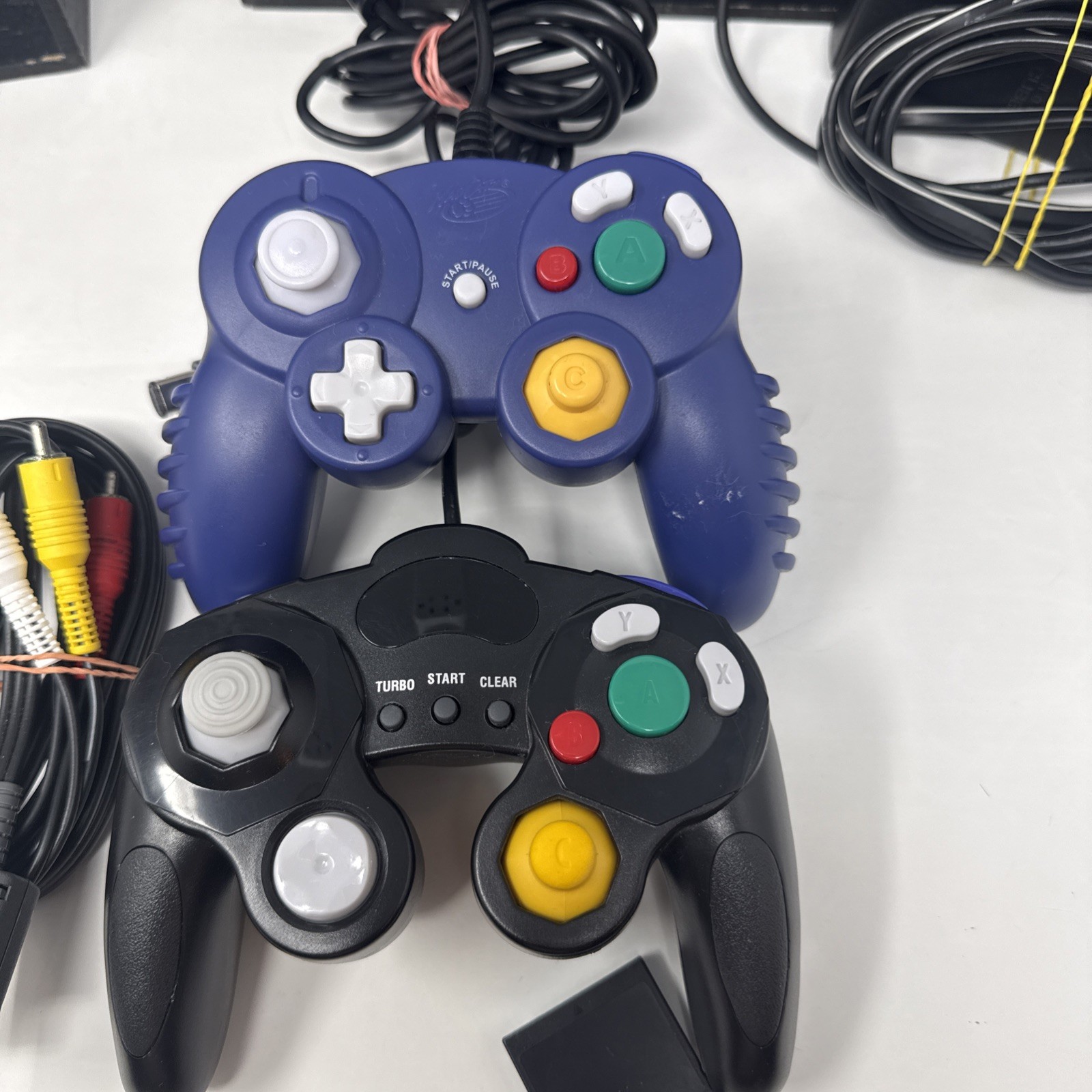 Nintendo GameCube Bundle With 5 Games 2 Controllers And Memory Card Tested