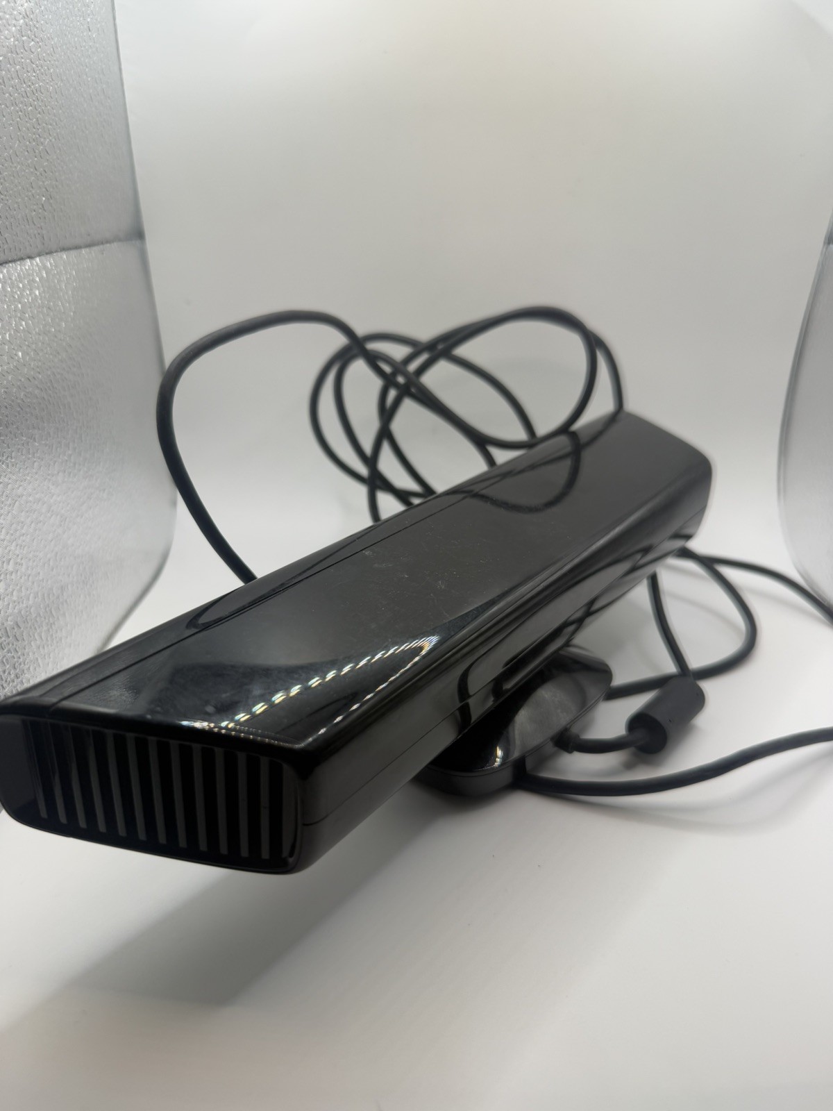 Microsoft Xbox 360 Console Black, Kinect Camera, Controller, Cords Tested 60 GB