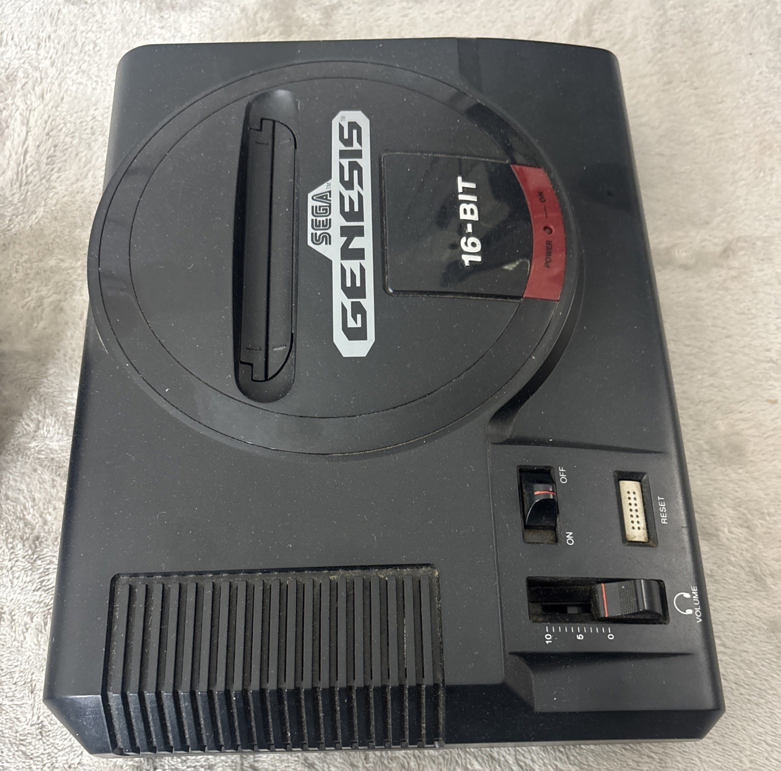 Sega Genesis Console 16-Bit – Works! Great With Game And Controller Tested