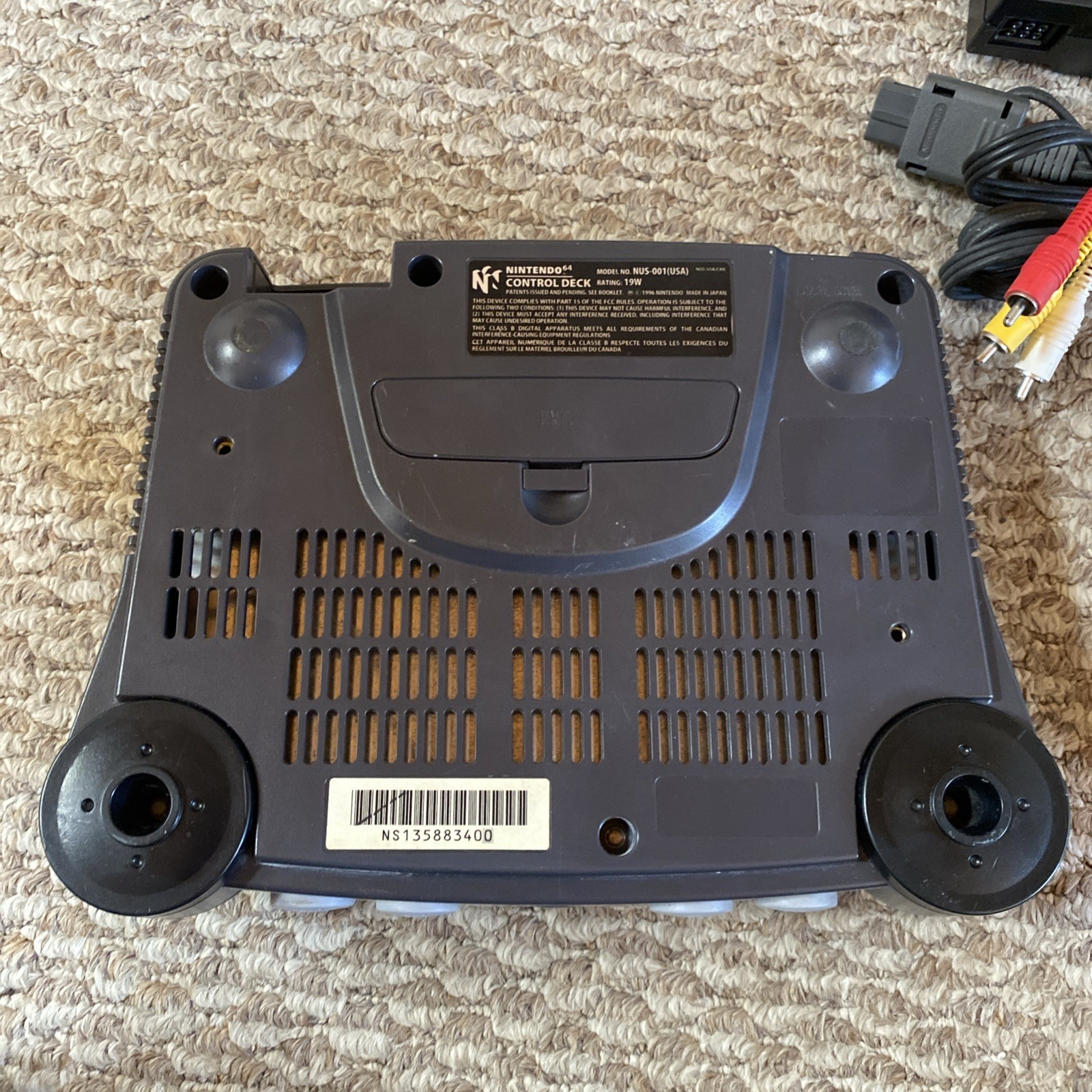 Nintendo 64 Black Console N64 w/ Silver Controller Power & AV Cables ALL OEM
