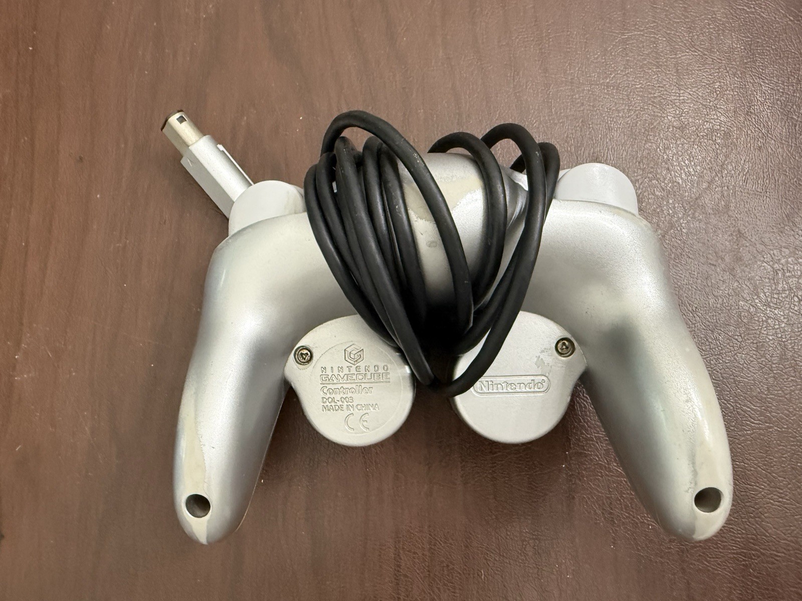 Nintendo GameCube Silver DOL-101 (JPN) USA Region Free With 2 Controllers