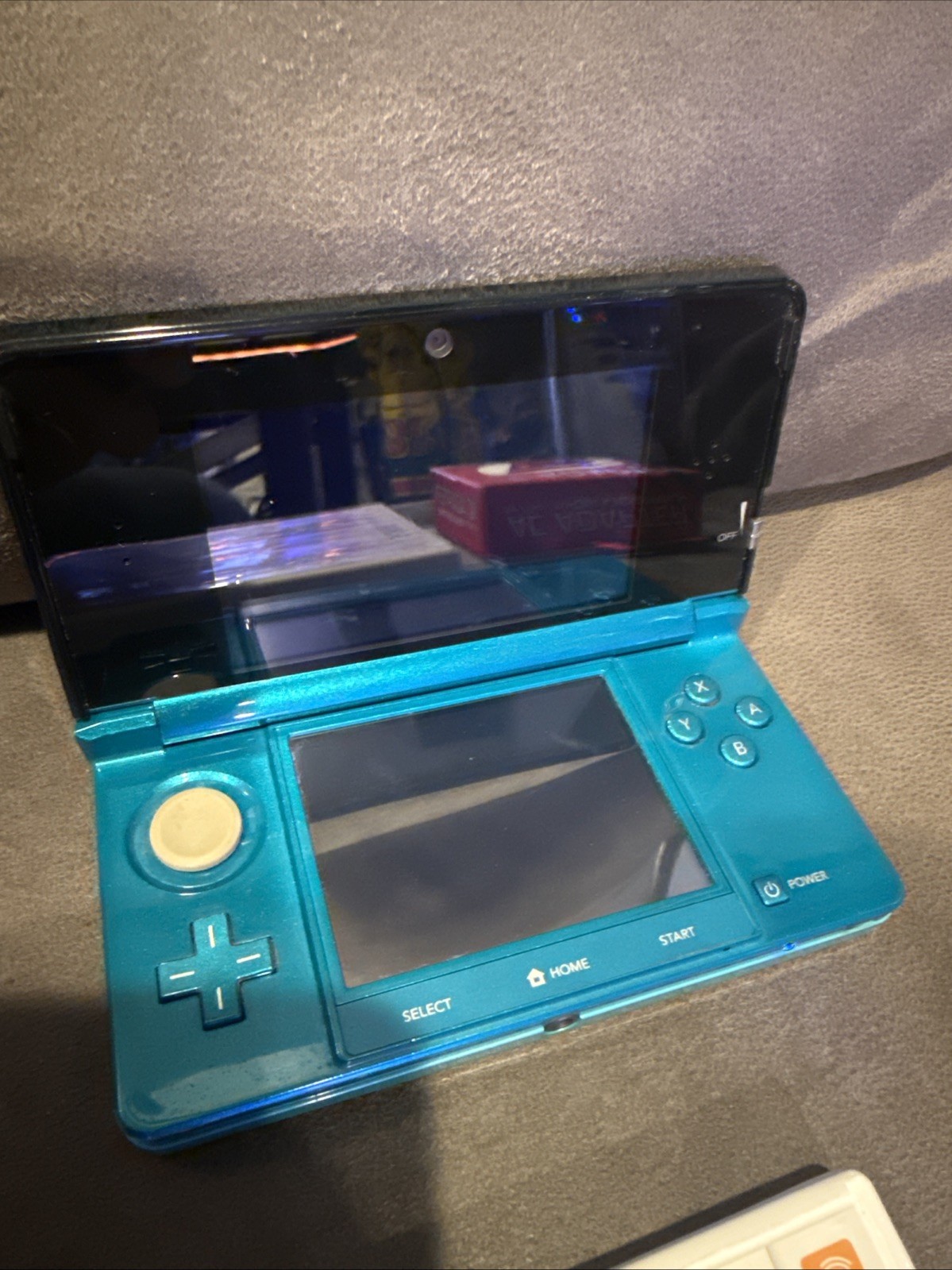 Nintendo 3DS Original Aqua Blue Teal System & Super Smash Brothers Game Charger
