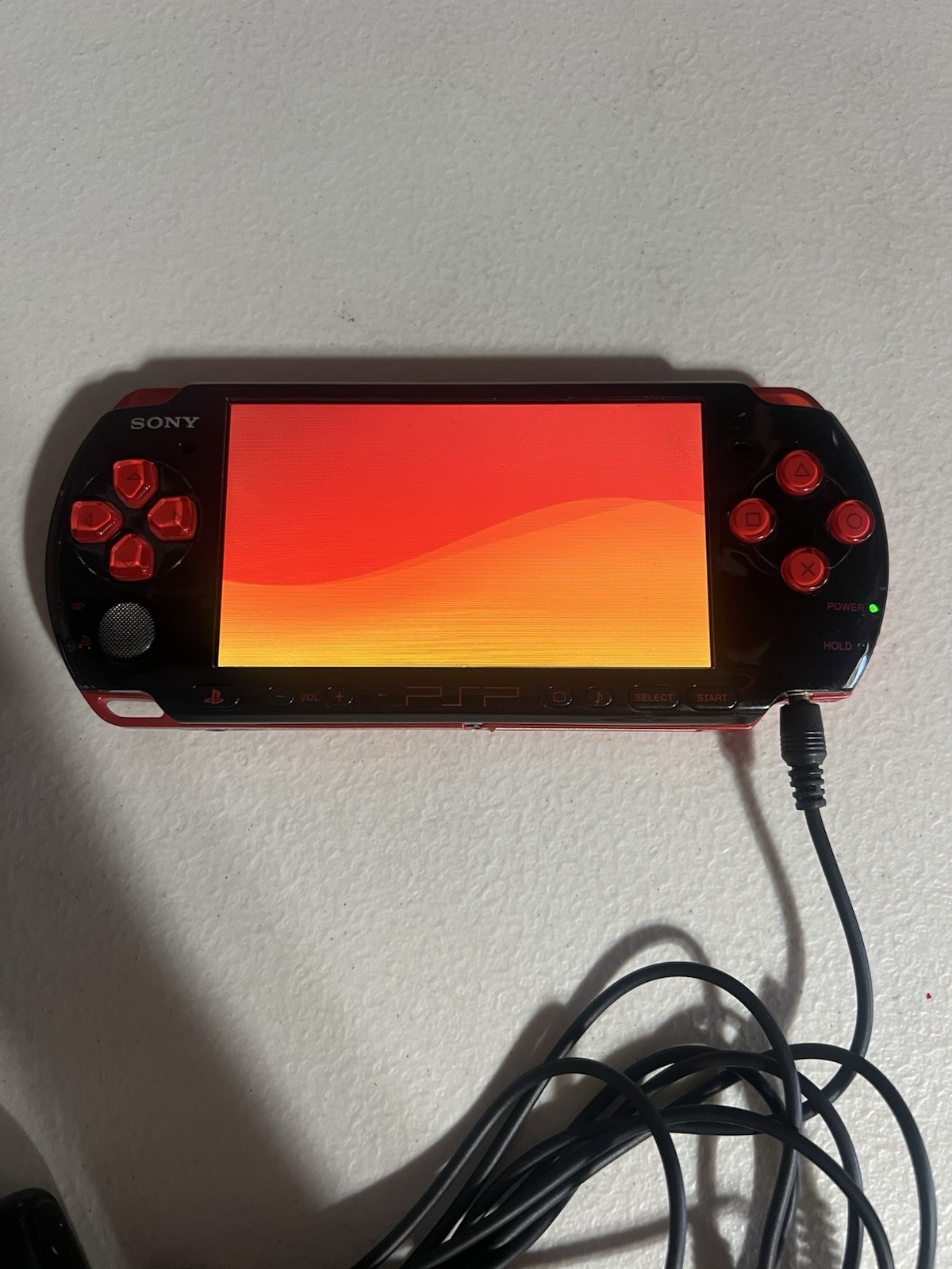 Sony PSP 3000 Console Red Black No Battery No Charger with Memory Card 1GB