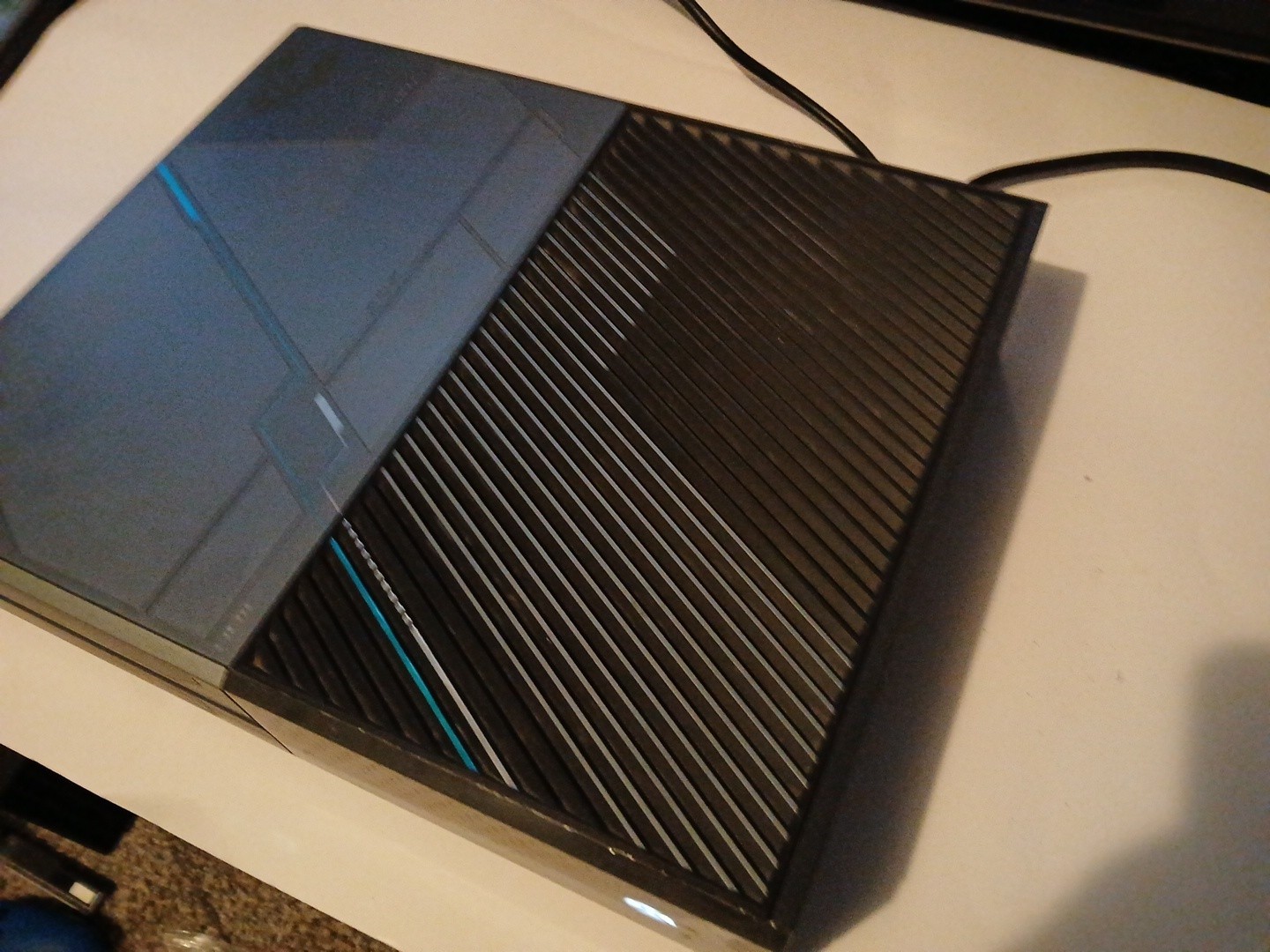 Microsoft Xbox One Halo 5: Guardians Limited Edition 1TB Black Silver Console