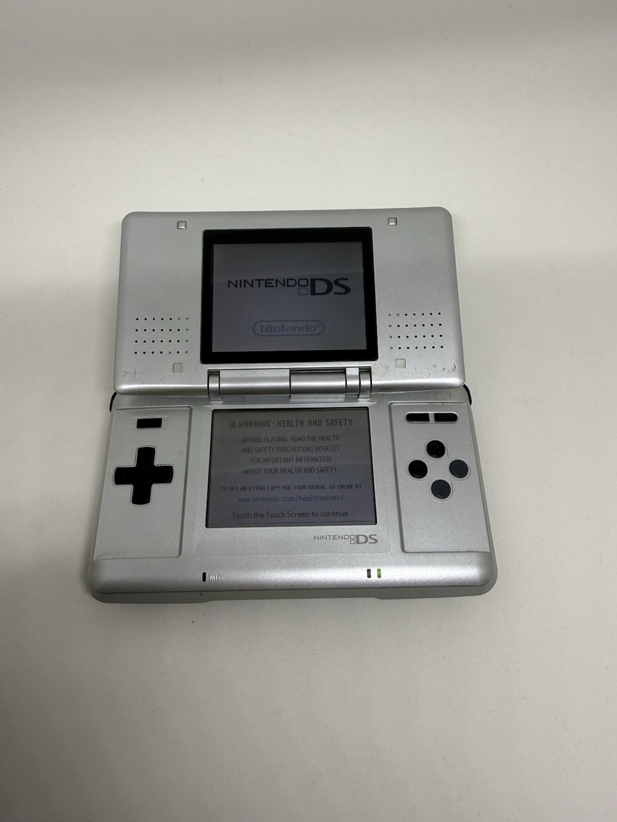 Nintendo DS Silver Handheld System – Great Condition! – TESTED AND WORKING