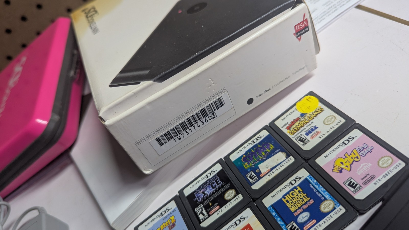 Nintendo DSi Black Handheld Console Bundle – Tested With Charger Stylus + Games